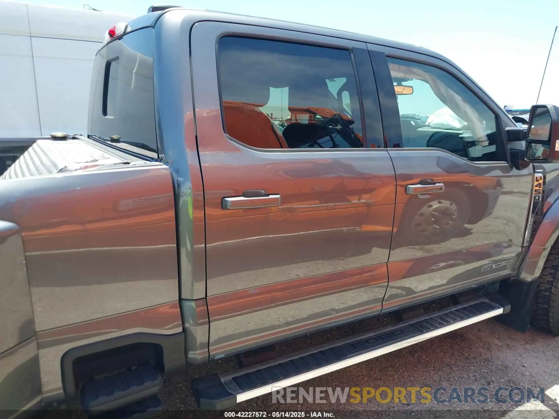 14 Photograph of a damaged car 1FT8W4DT4RED94387 FORD F-450 2024