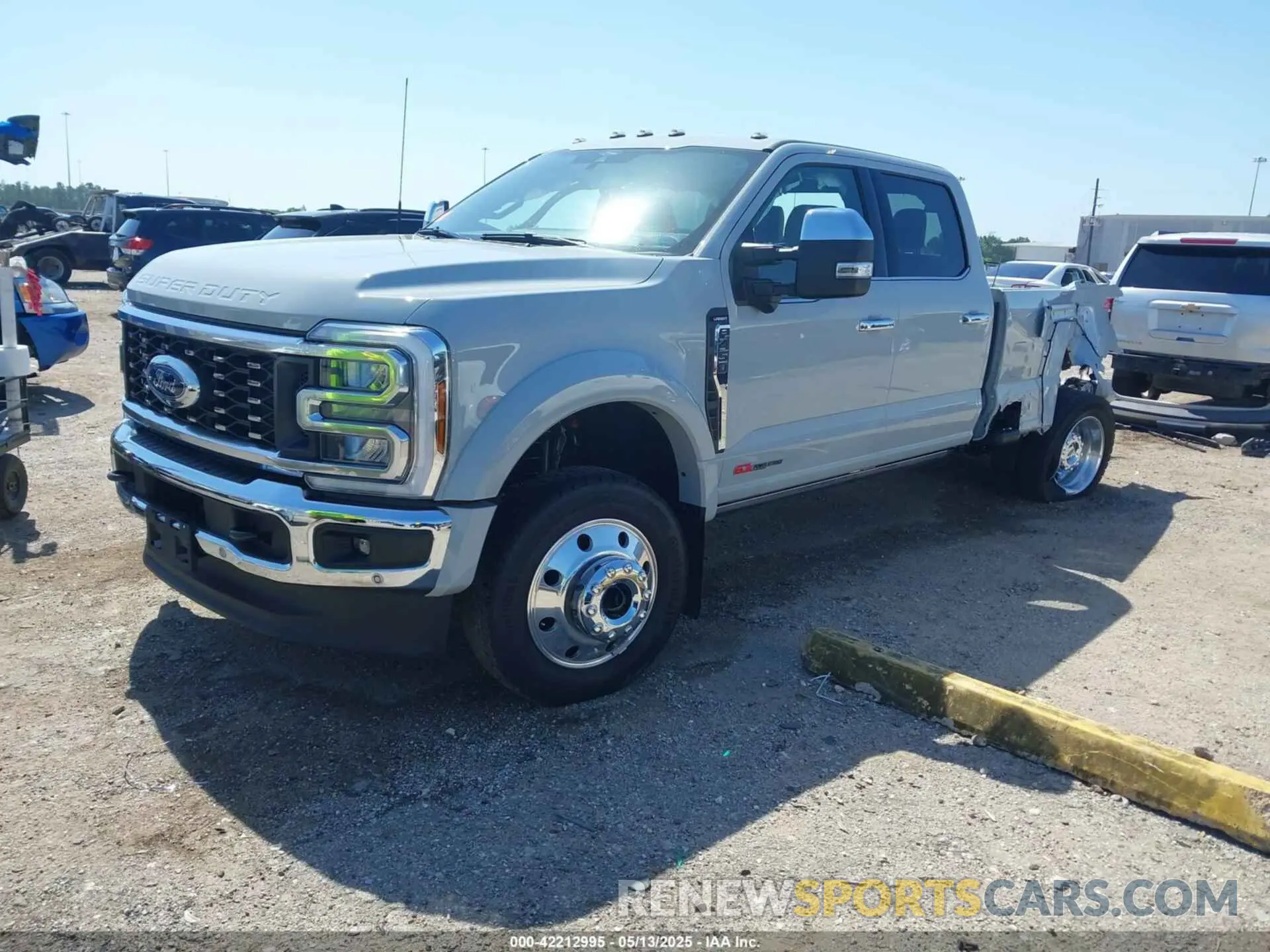 2 Photograph of a damaged car 1FT8W4DM0SEC38295 FORD F-450 2025