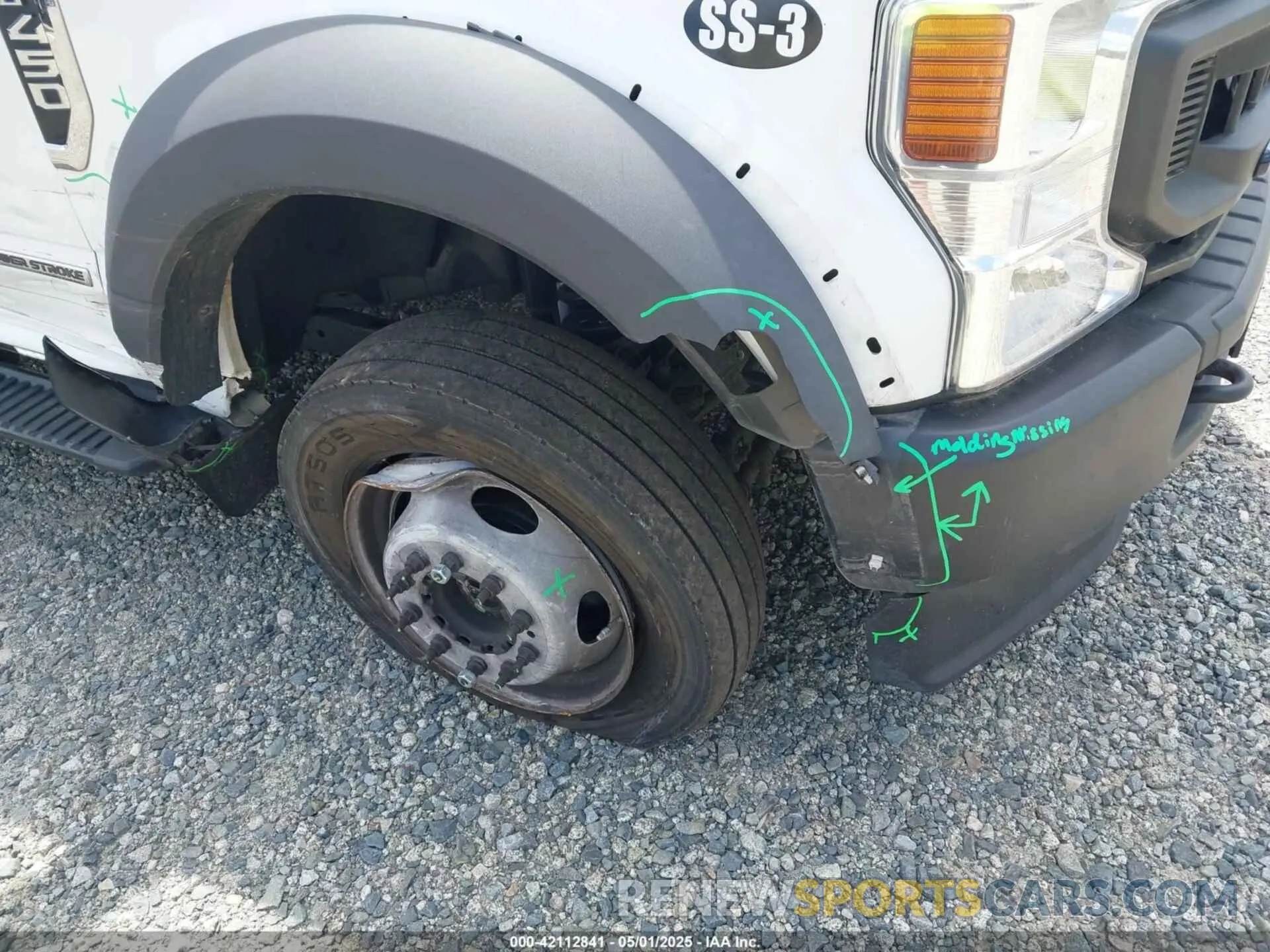 12 Photograph of a damaged car 1FD0W4HT5MEC67630 FORD F-450 CHASSIS 2021
