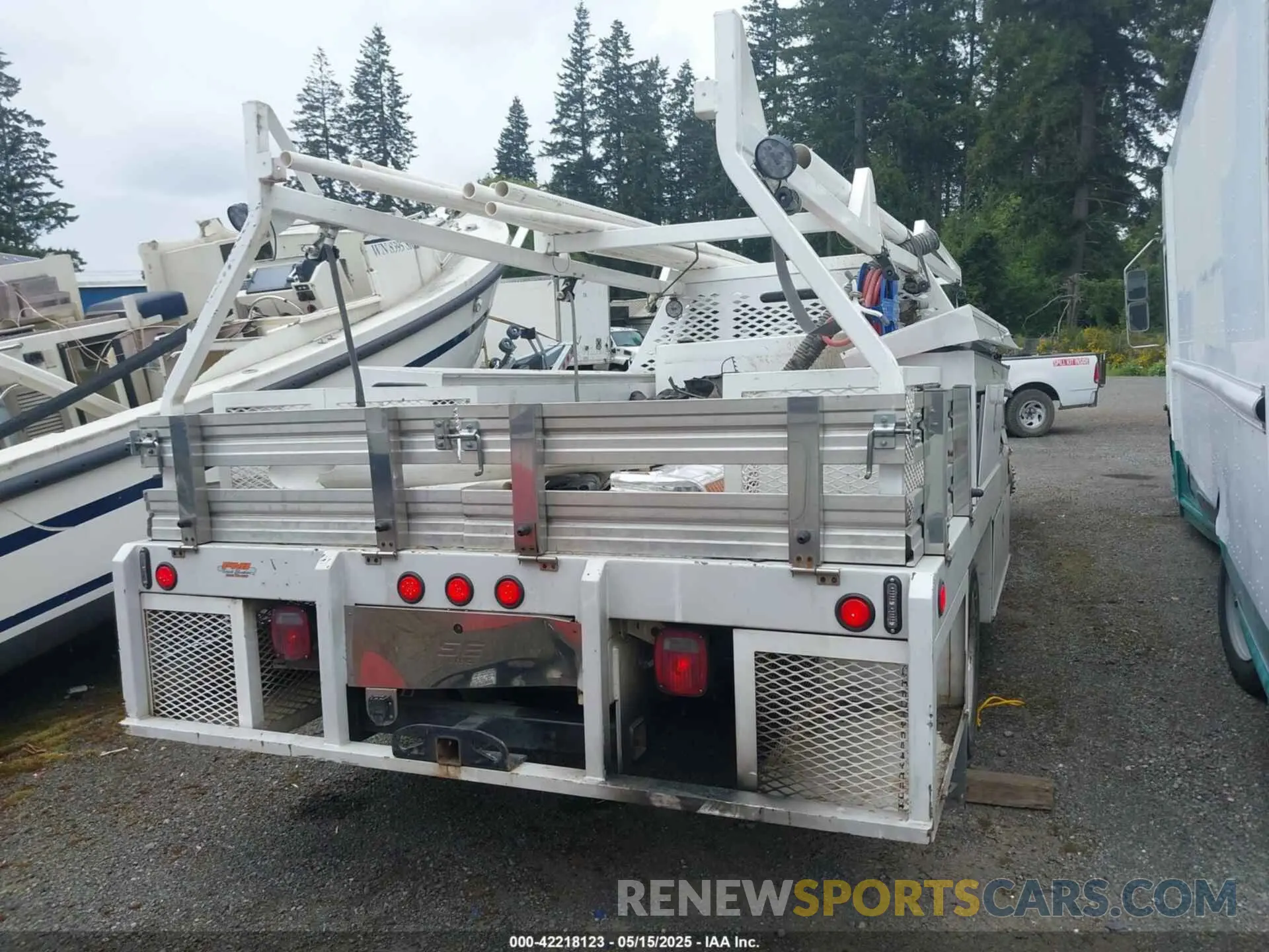 15 Photograph of a damaged car 1FD9W4HT4NEC48298 FORD F-450 CHASSIS 2022
