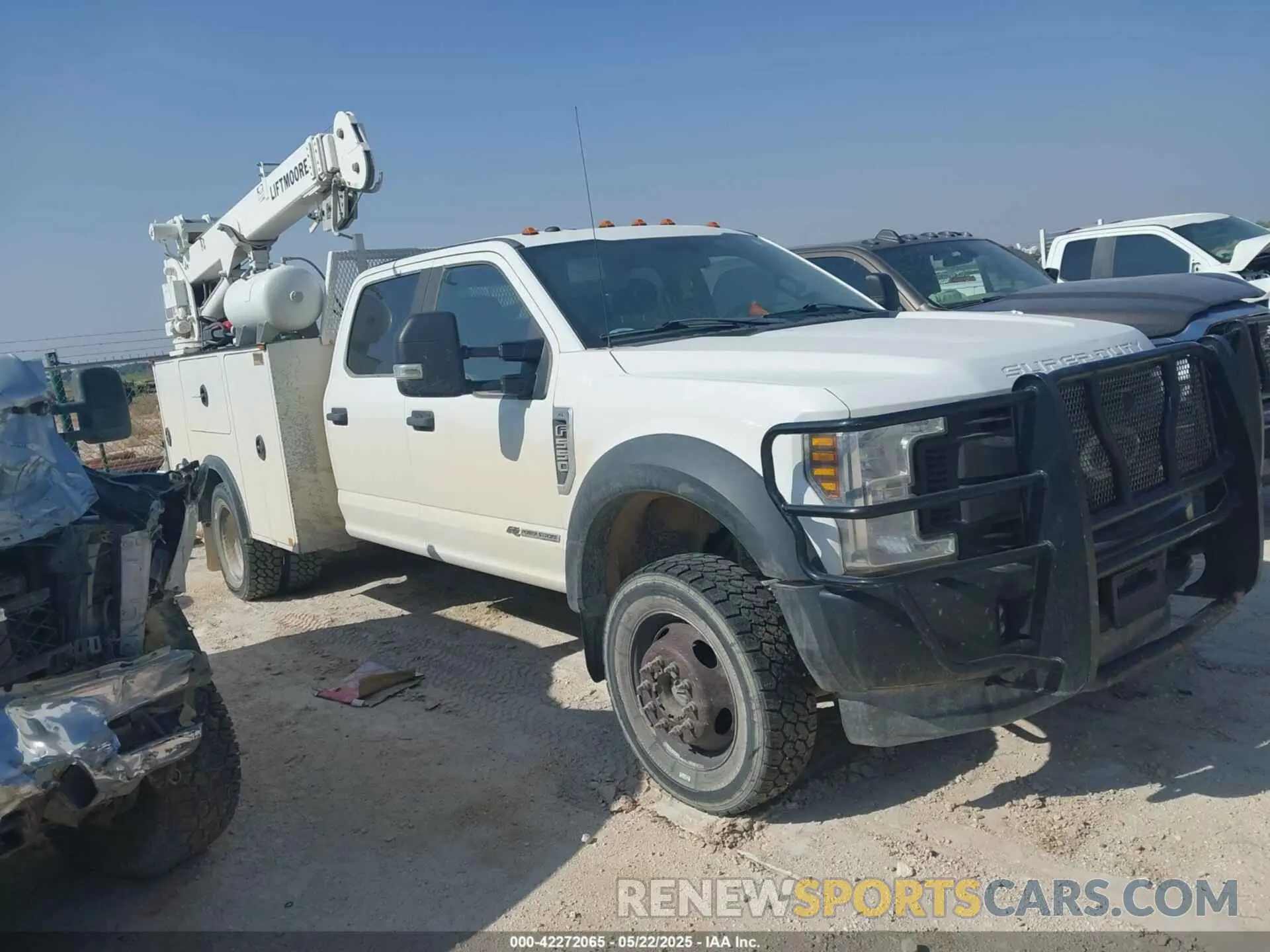 12 Фотография поврежденного автомобиля 1FD0W5HT7KED85391 FORD F-550 CHASSIS 2019