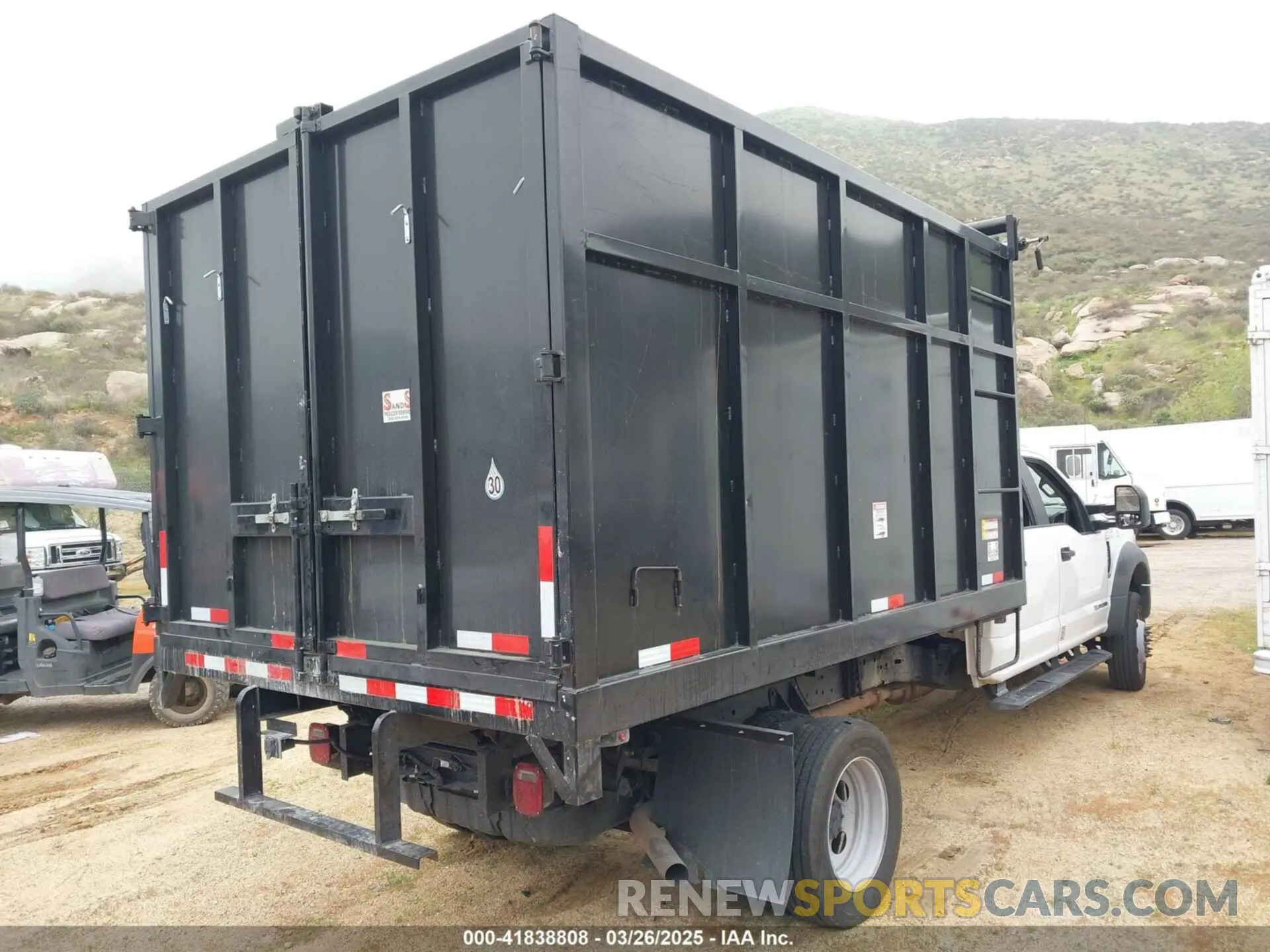 4 Photograph of a damaged car 1FDUF5GT0LED33895 FORD F-550 CHASSIS 2020