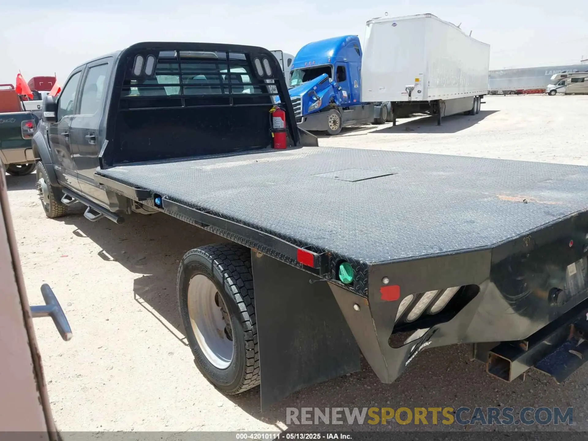 3 Photograph of a damaged car 1FD0W5HT9MED94404 FORD F-550 CHASSIS 2021