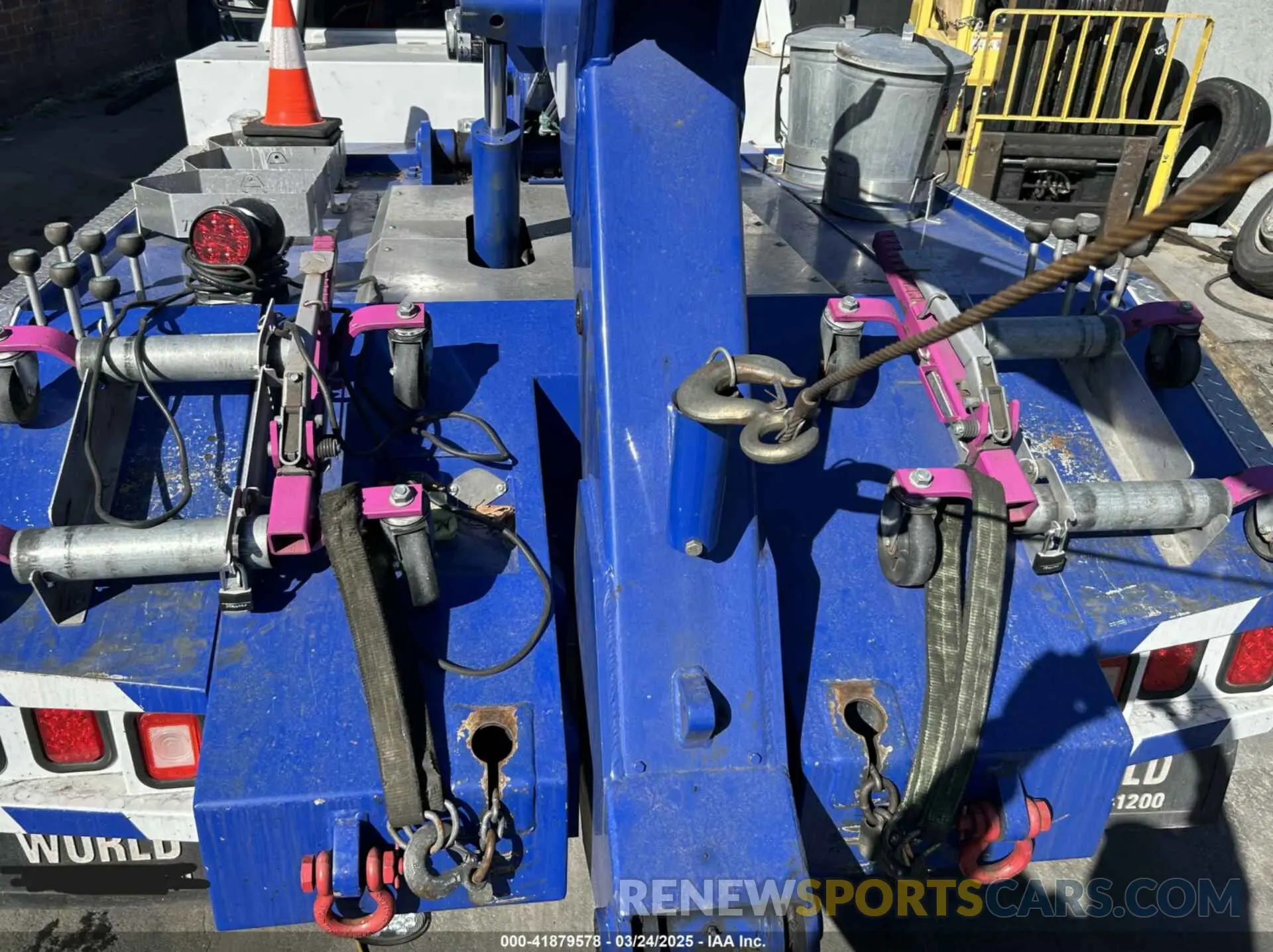 7 Photograph of a damaged car 1FDUF5GT4NDA04416 FORD F-550 CHASSIS 2022
