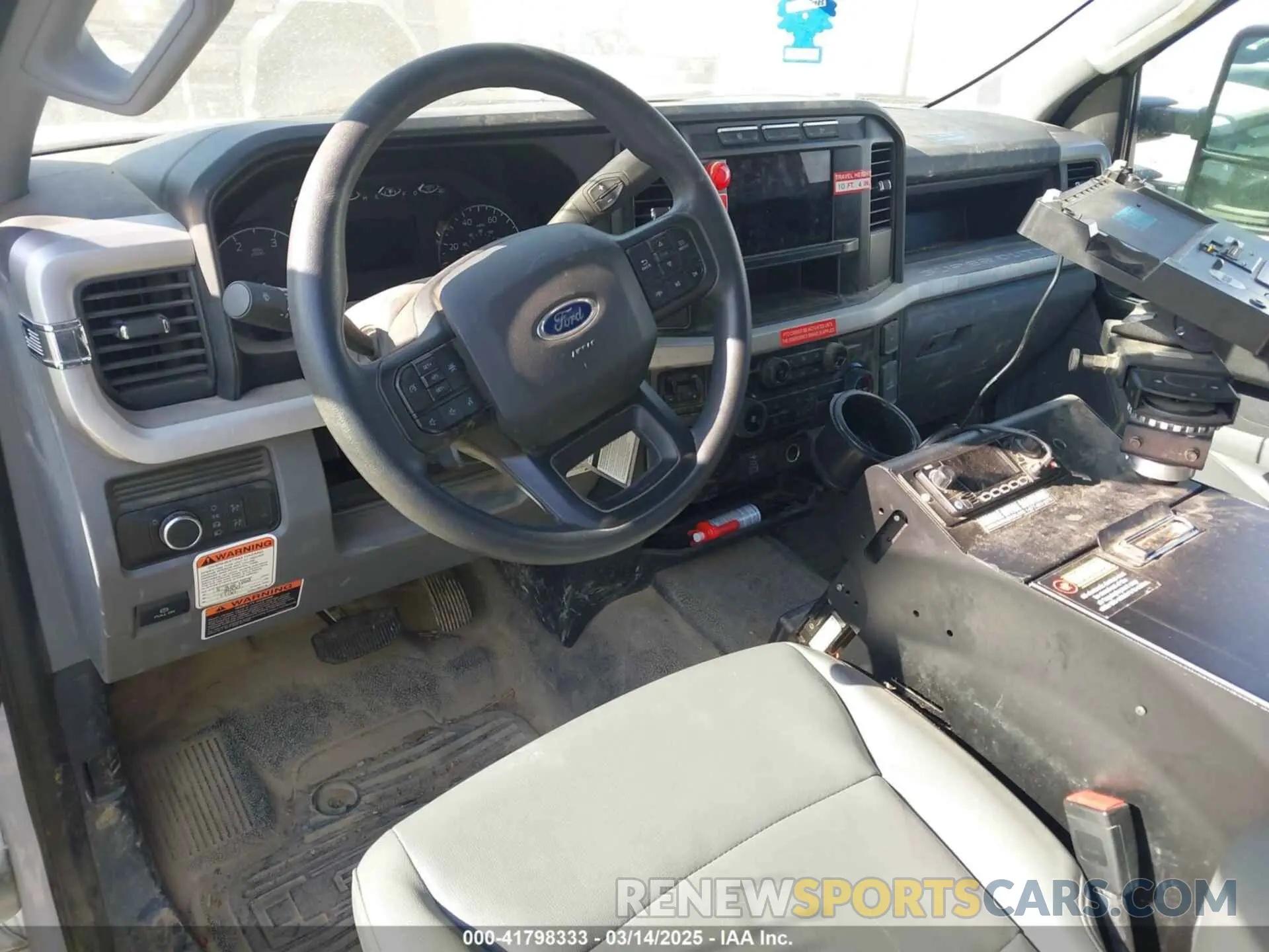5 Photograph of a damaged car 1FD0X5HT2PEC35127 FORD F-550 CHASSIS 2023