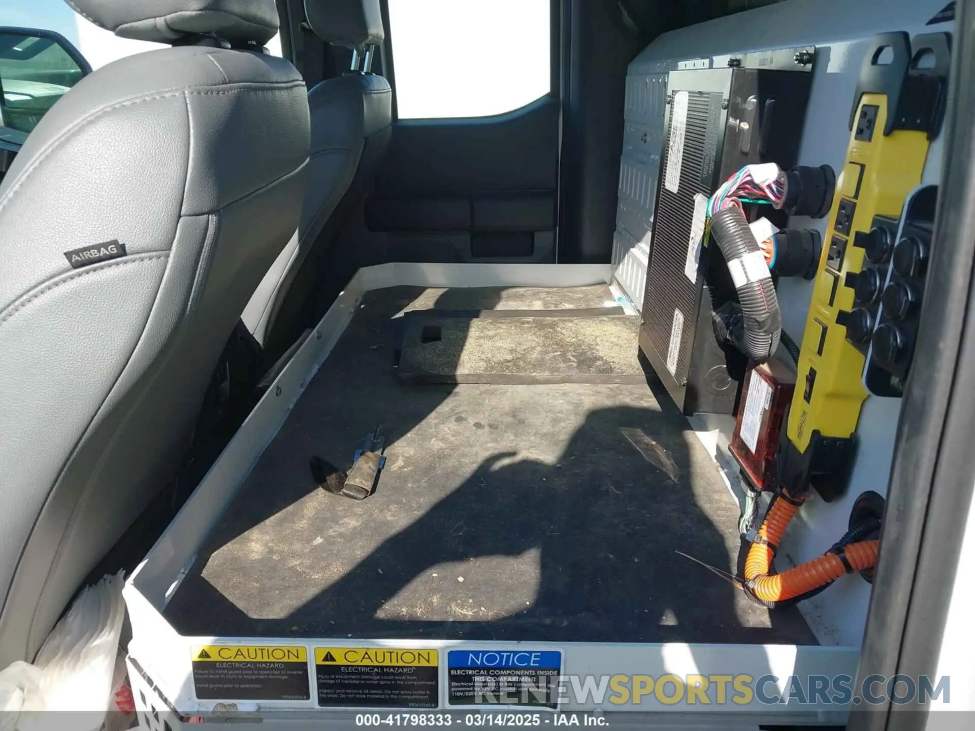 8 Photograph of a damaged car 1FD0X5HT2PEC35127 FORD F-550 CHASSIS 2023