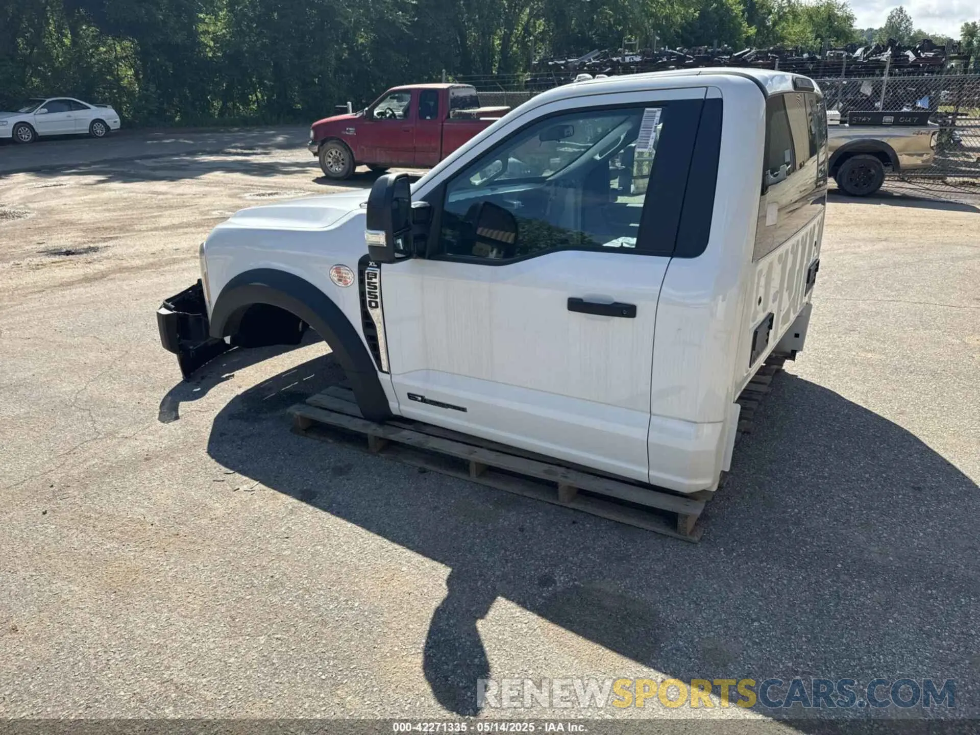 3 Photograph of a damaged car 1FDUF5HTXRED07067 FORD F-550 CHASSIS 2024