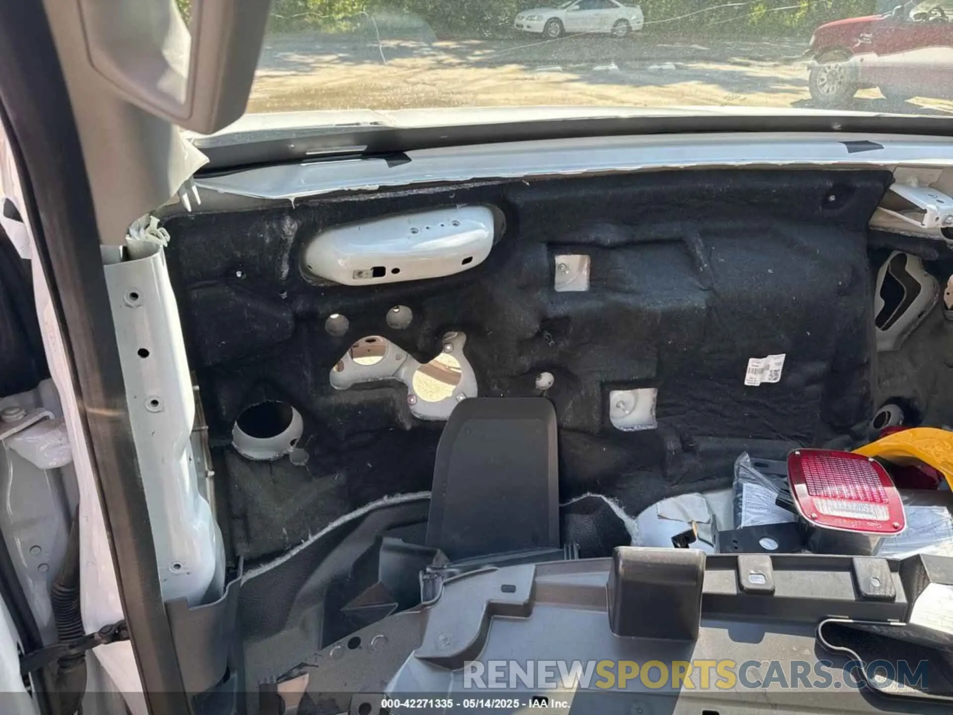 6 Photograph of a damaged car 1FDUF5HTXRED07067 FORD F-550 CHASSIS 2024