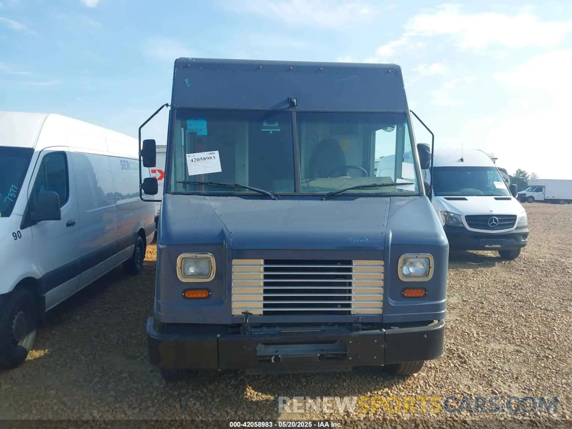 11 Фотография поврежденного автомобиля 1F65F5KY6K0A16620 FORD F-59 COMMERCIAL STRIPPED 2019