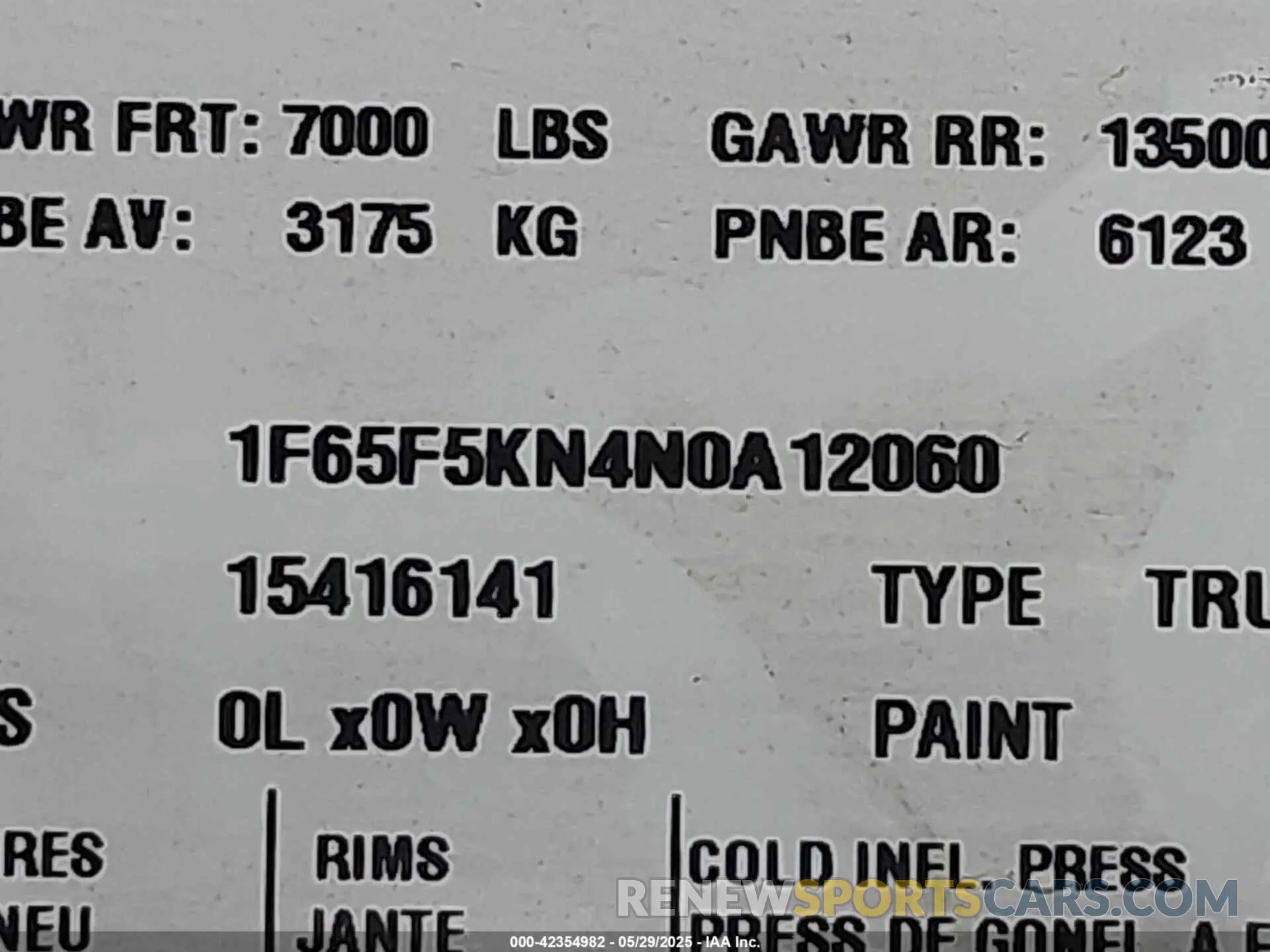 8 Photograph of a damaged car 1F65F5KN4N0A12060 FORD F-59 COMMERCIAL STRIPPED 2022