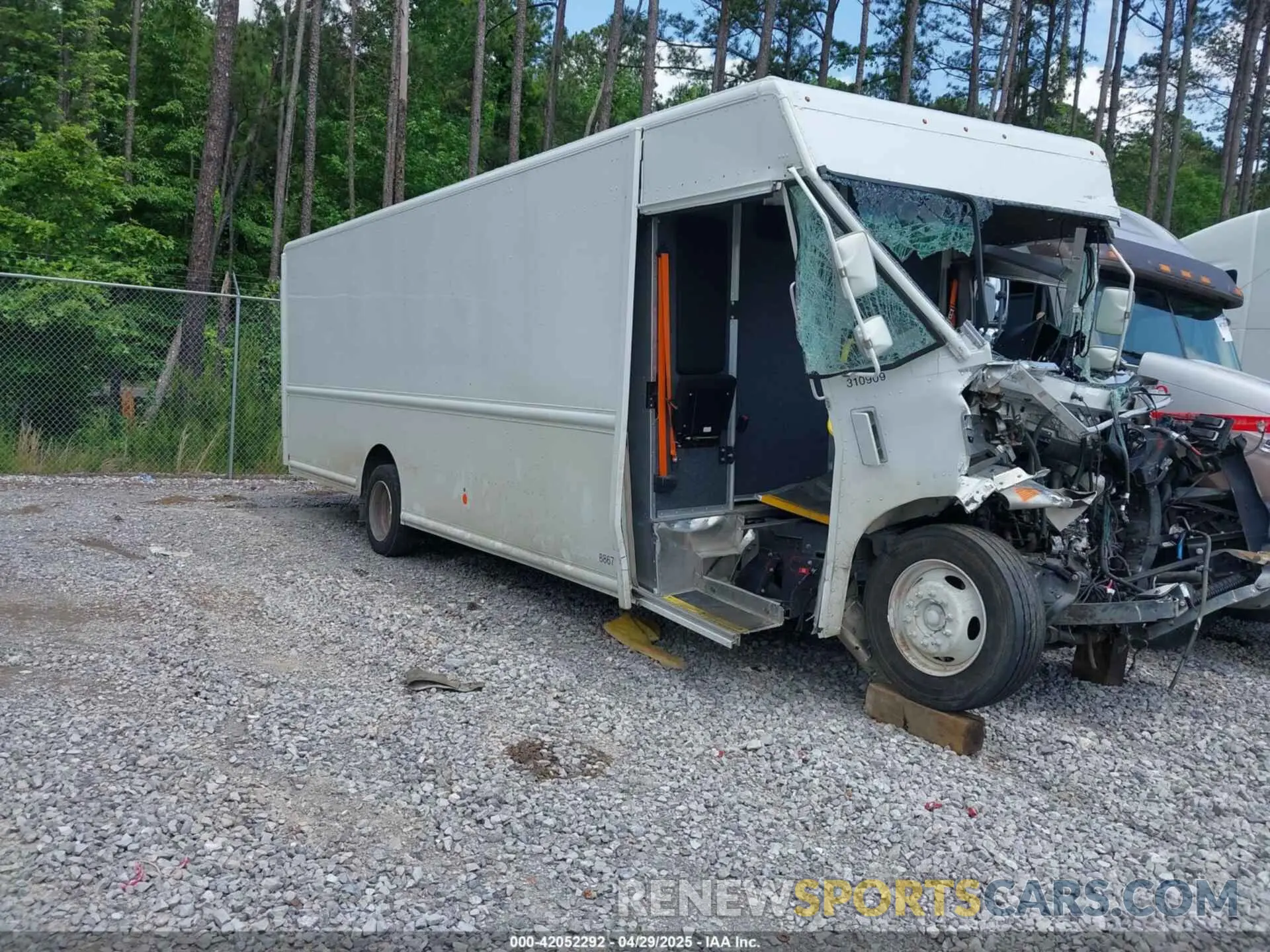 1 Photograph of a damaged car 1F66F5KN5N0A13903 FORD F-59 COMMERCIAL STRIPPED 2022