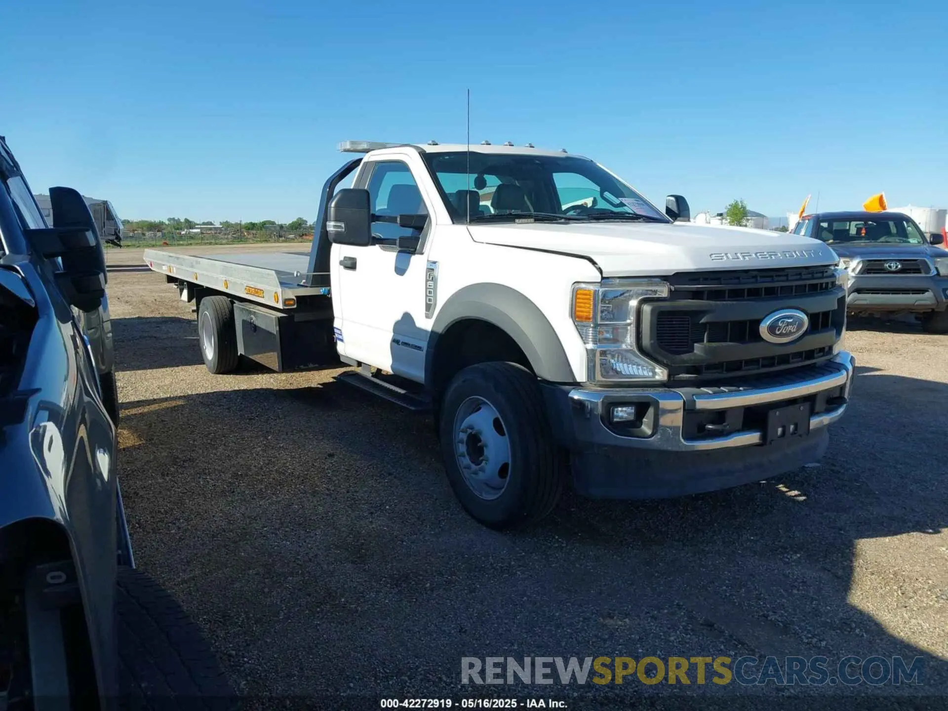 1 Фотография поврежденного автомобиля 1FDFF6KTXMDA14386 FORD F-600 CHASSIS 2021