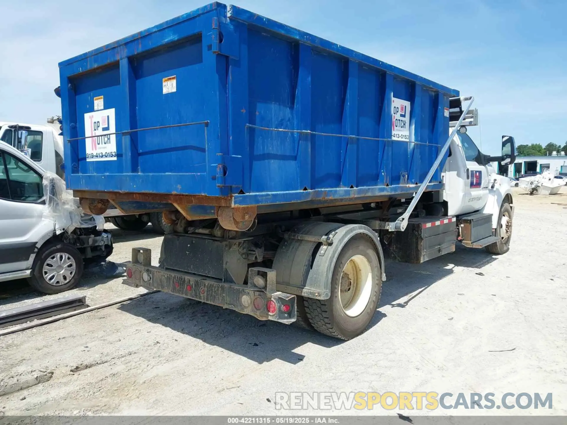 4 Фотография поврежденного автомобиля 1FDWF7DEHMDF00585 FORD F-750 DIESEL 2021