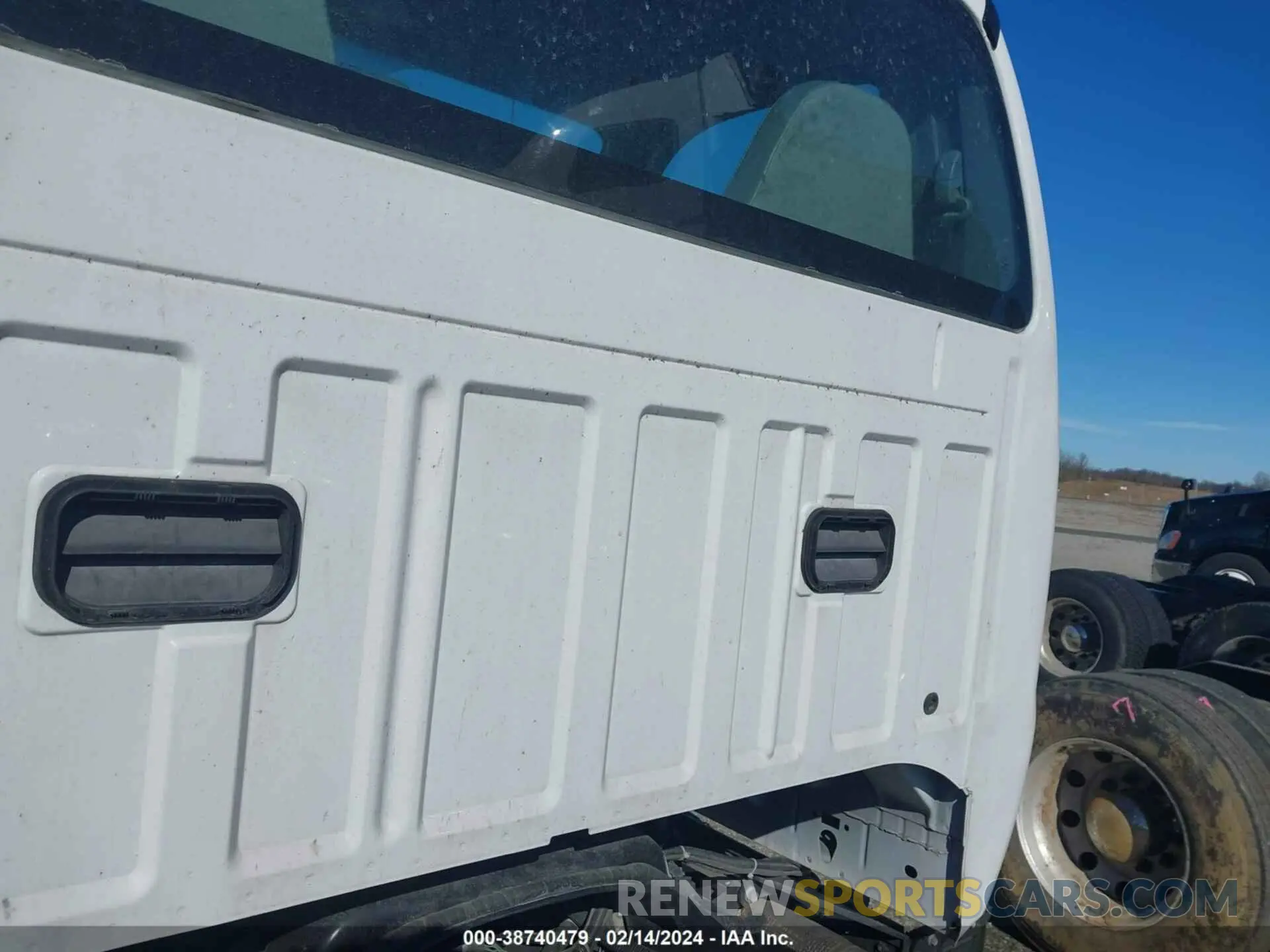 7 Photograph of a damaged car 1FDNF7DE8NDF10742 FORD F-750 DIESEL 2022