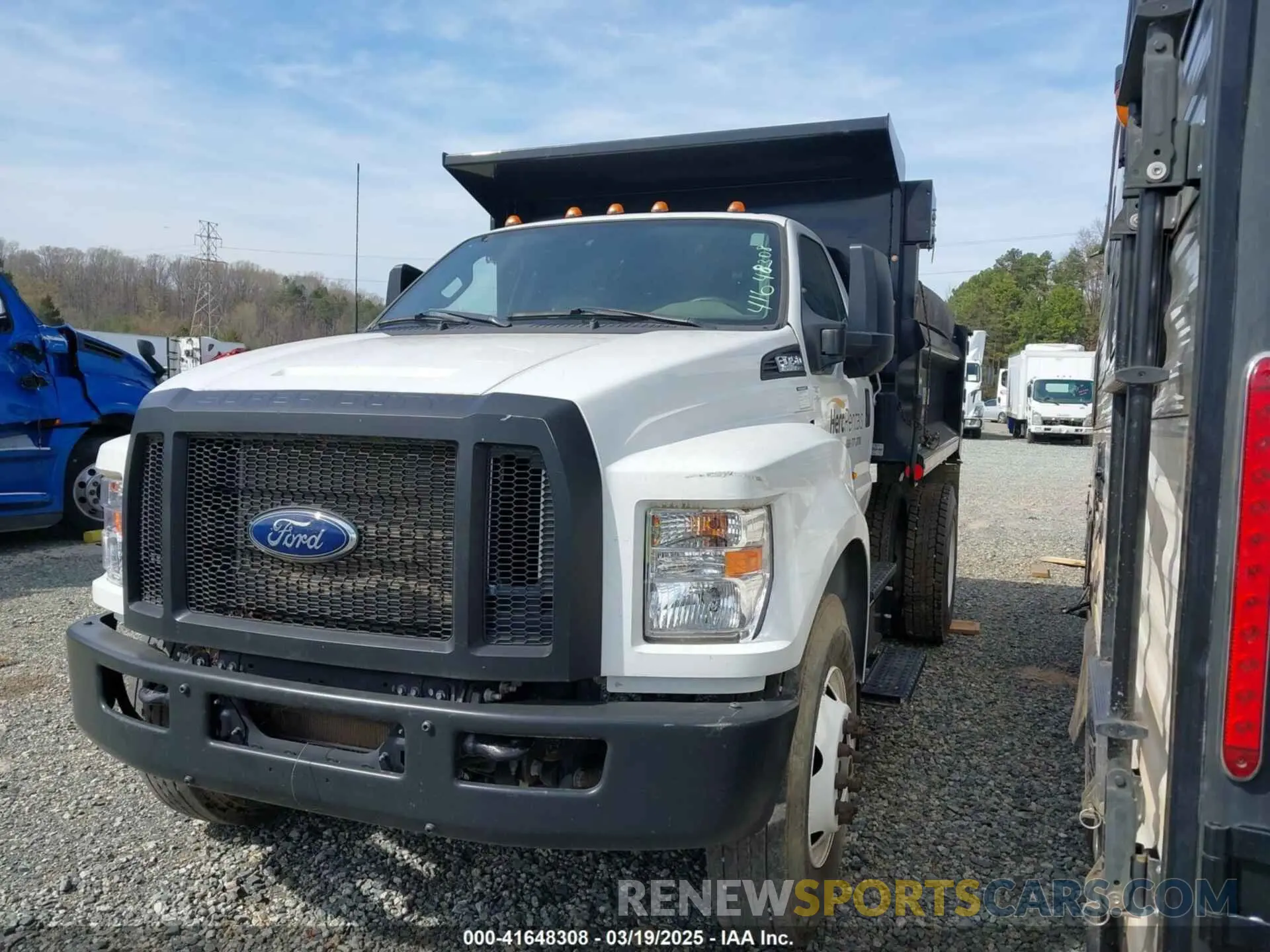 1 Photograph of a damaged car 1FDNF7AN7PDF11257 FORD F-750 GAS 2023