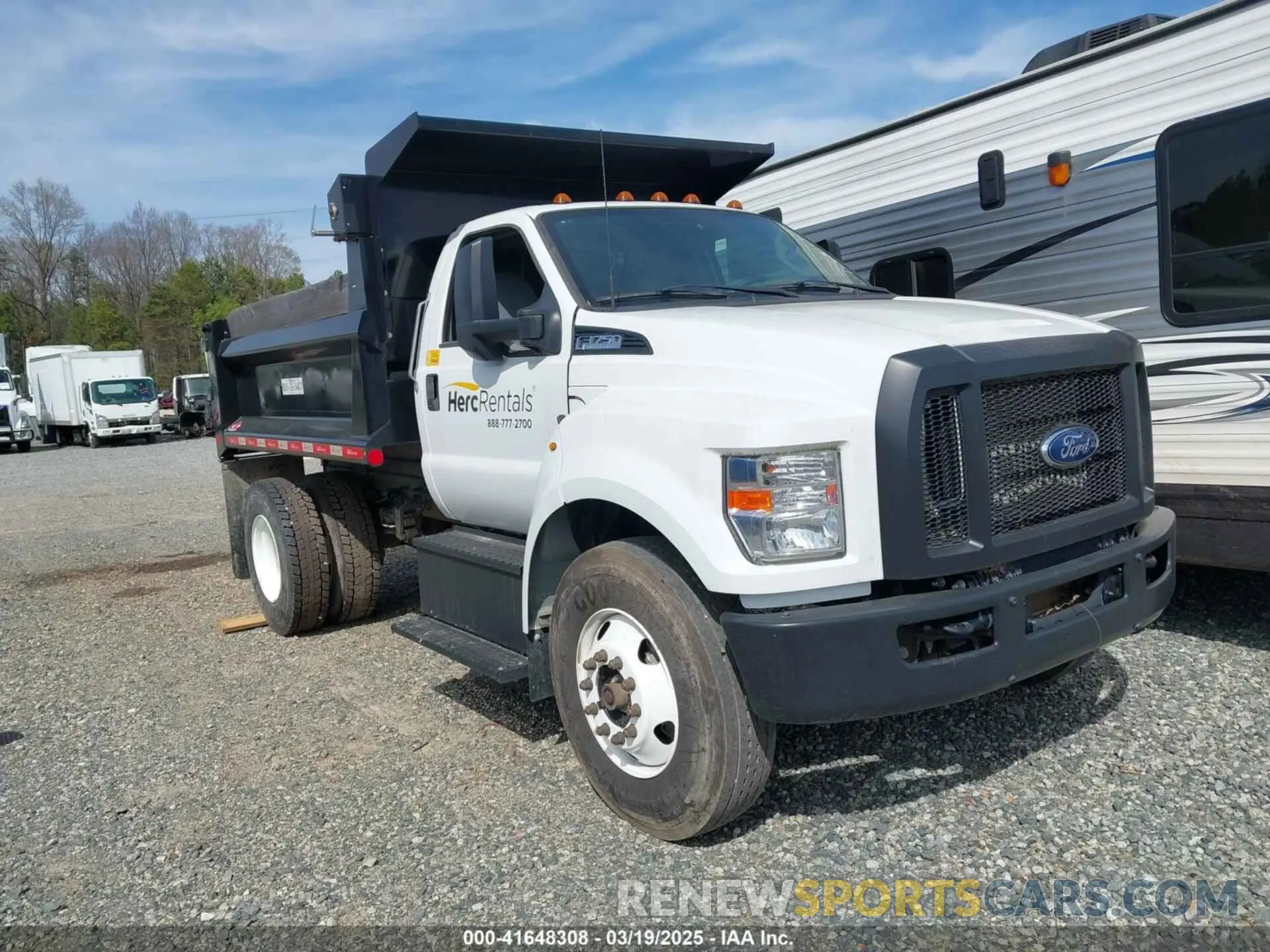 2 Photograph of a damaged car 1FDNF7AN7PDF11257 FORD F-750 GAS 2023