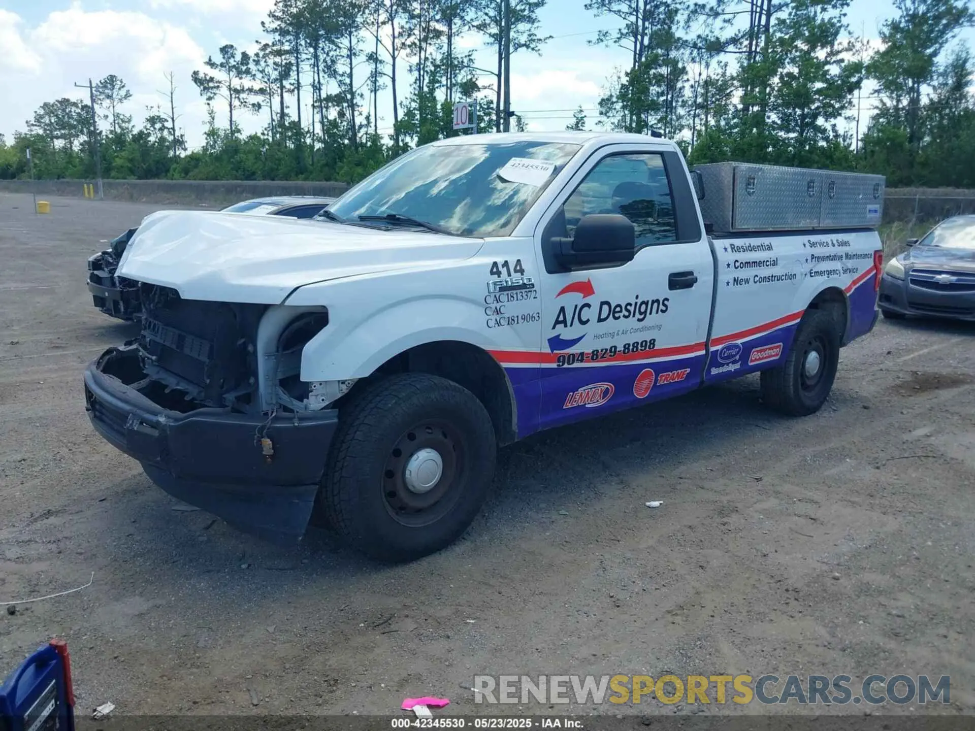 2 Photograph of a damaged car 1FTMF1CD1KKCO5739 FORD F15 2019