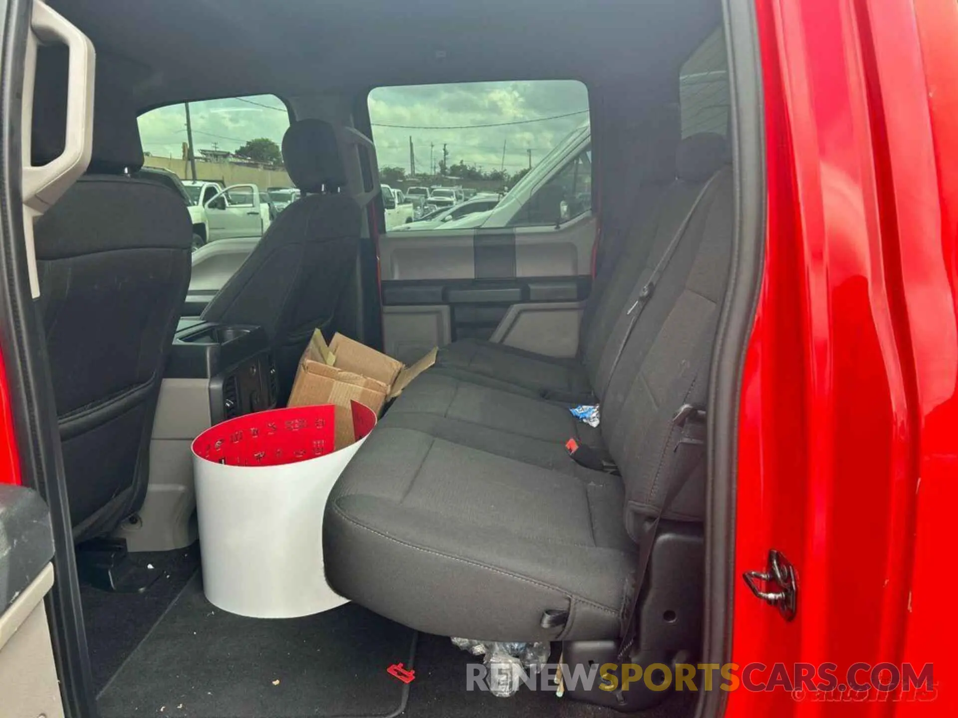 7 Фотография поврежденного автомобиля 1FTEW1C48KKF26800 FORD F150 2019