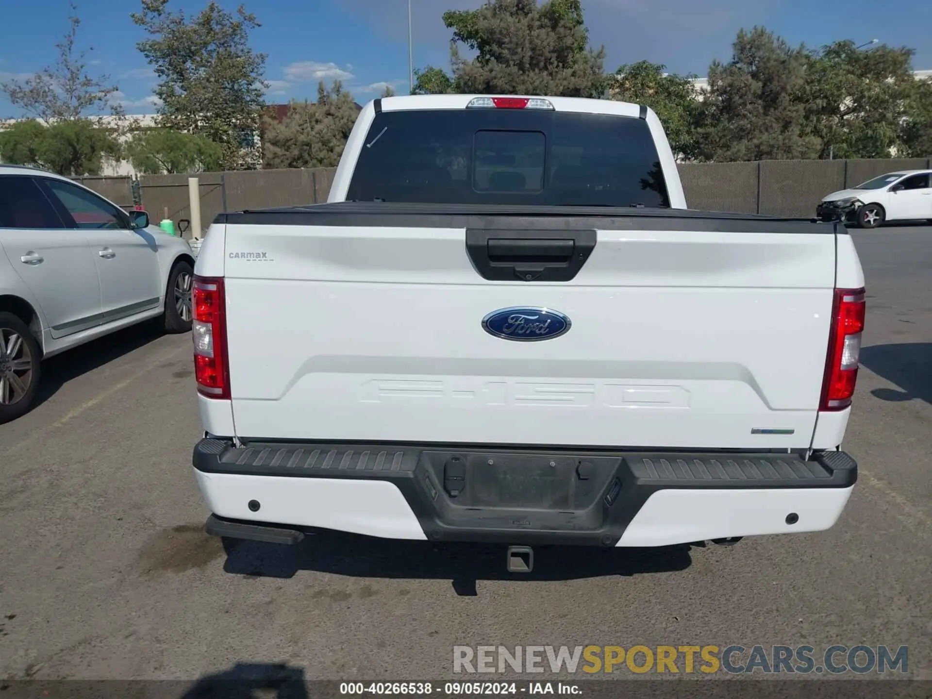 17 Photograph of a damaged car 1FTEW1CP5KKD97649 FORD F150 2019