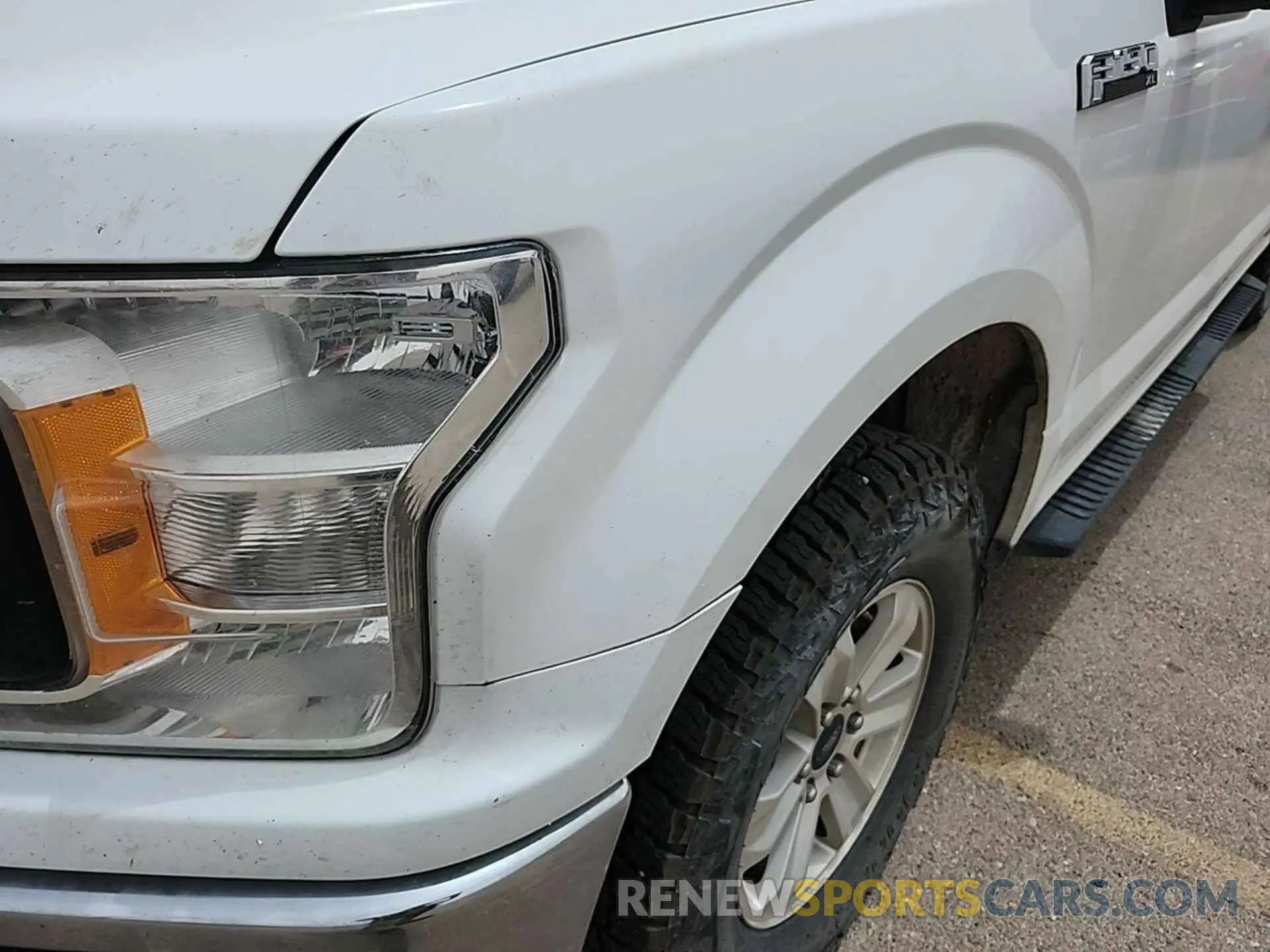 17 Photograph of a damaged car 1FTEW1E57KFA21362 FORD F150 2019