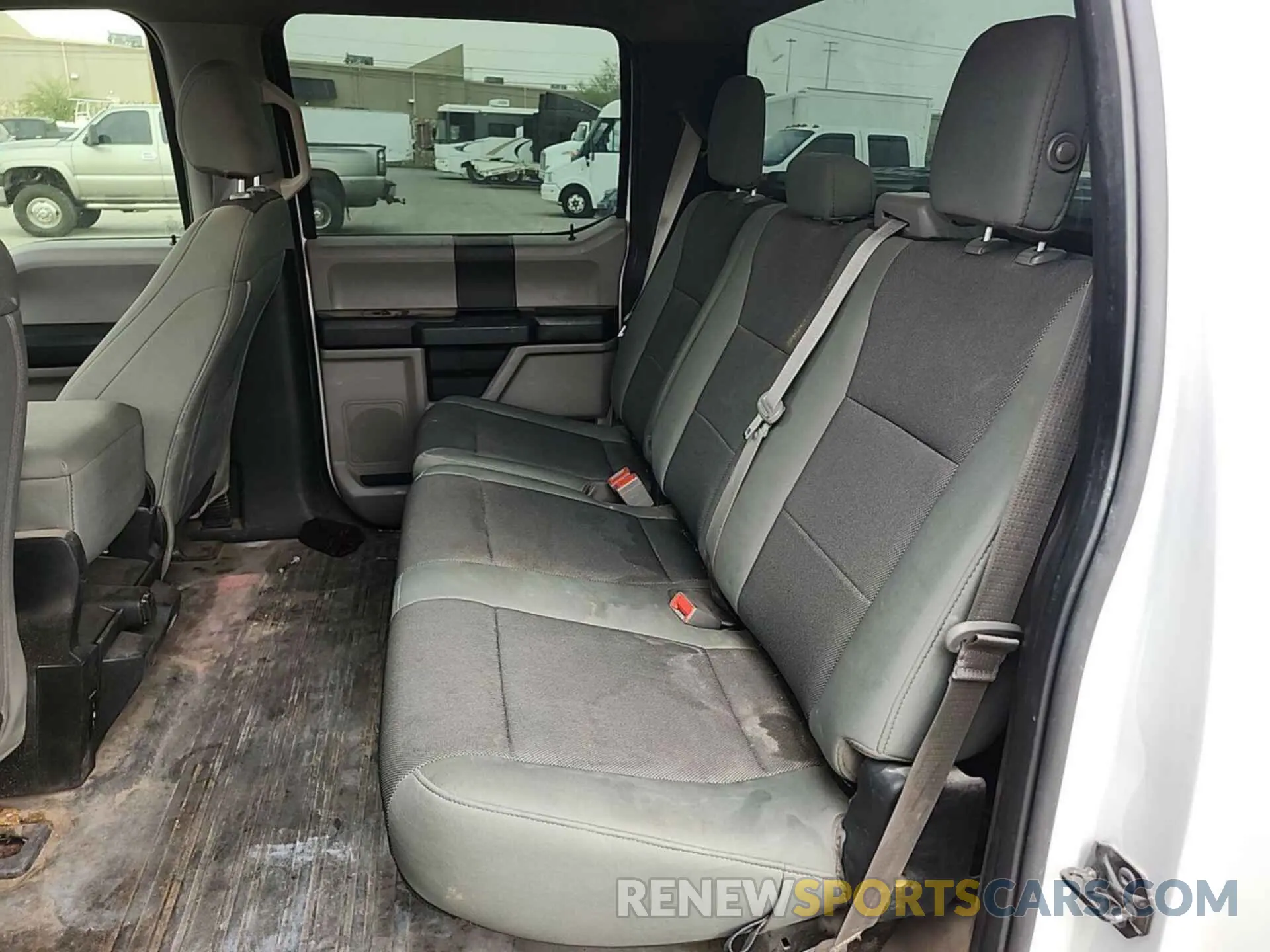 25 Photograph of a damaged car 1FTEW1E57KFA21362 FORD F150 2019