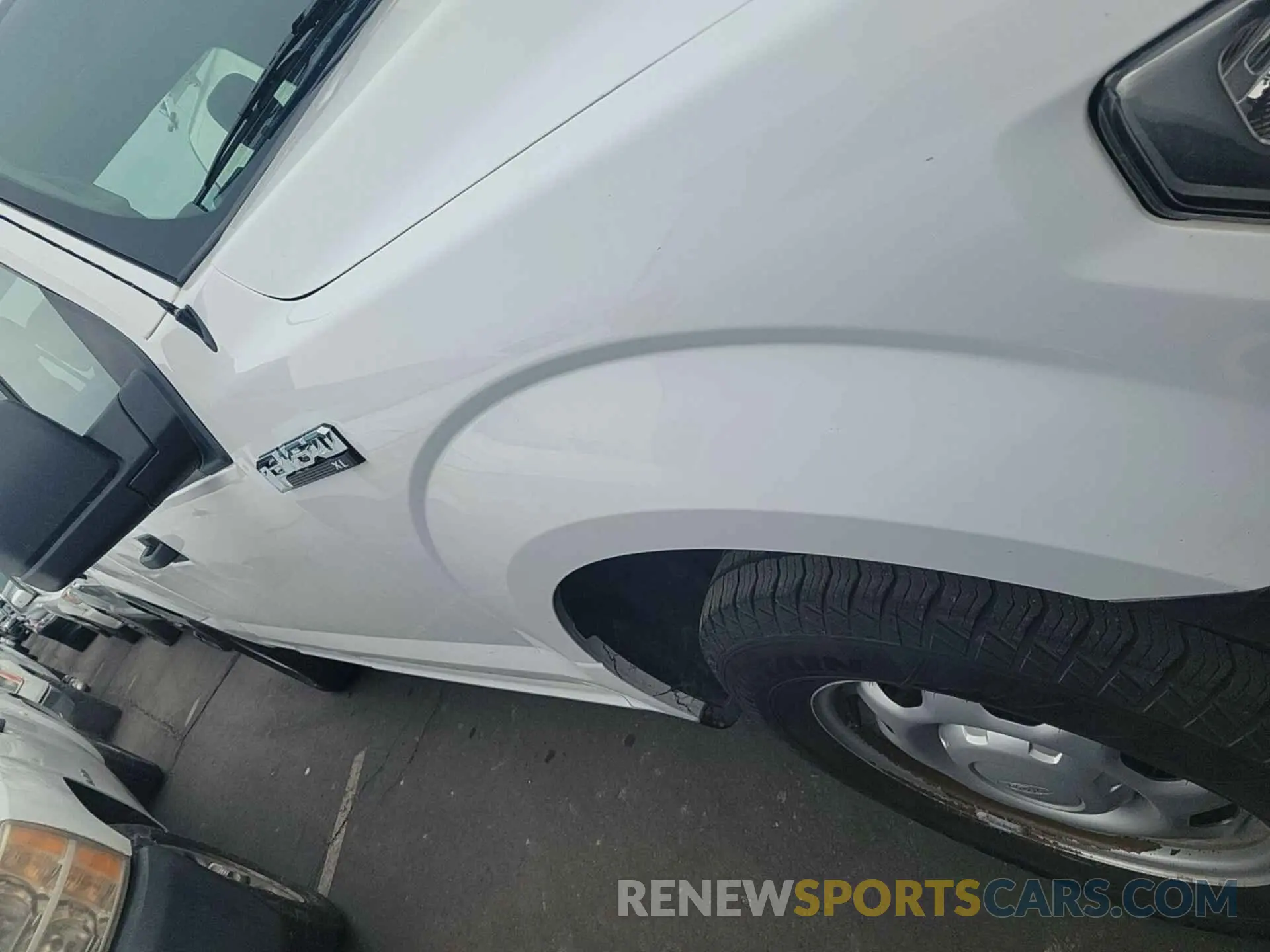 28 Photograph of a damaged car 1FTEX1C50KKD85162 FORD F150 2019