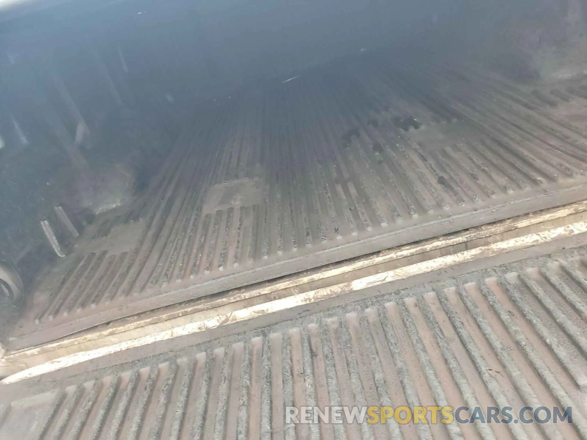 29 Photograph of a damaged car 1FTEX1C50KKD85162 FORD F150 2019