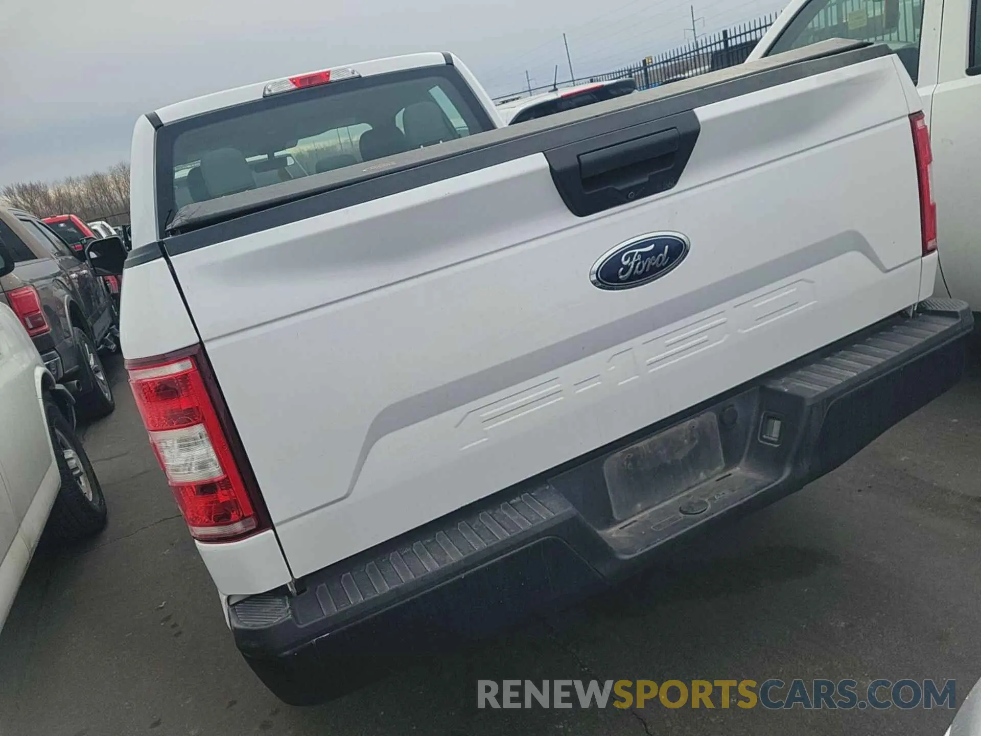 32 Photograph of a damaged car 1FTEX1C50KKD85162 FORD F150 2019