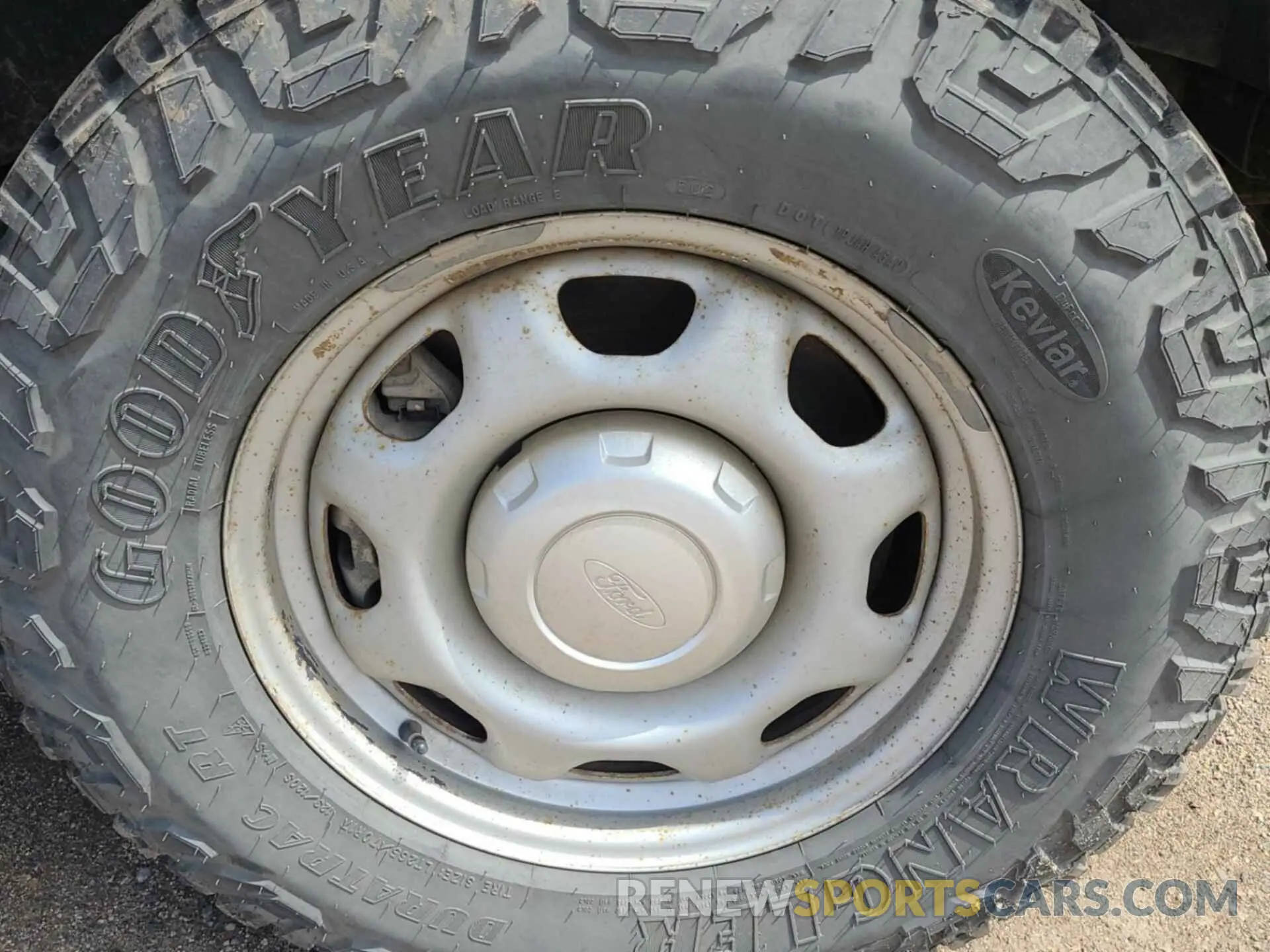 22 Photograph of a damaged car 1FTEX1EB5KKD65329 FORD F150 2019