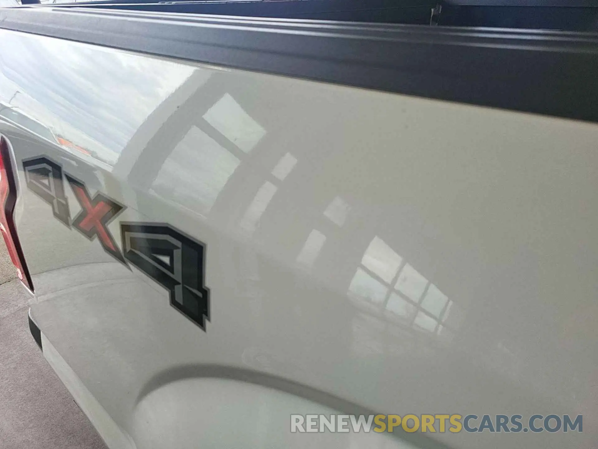 14 Photograph of a damaged car 1FTEX1EP5KFB49954 FORD F150 2019