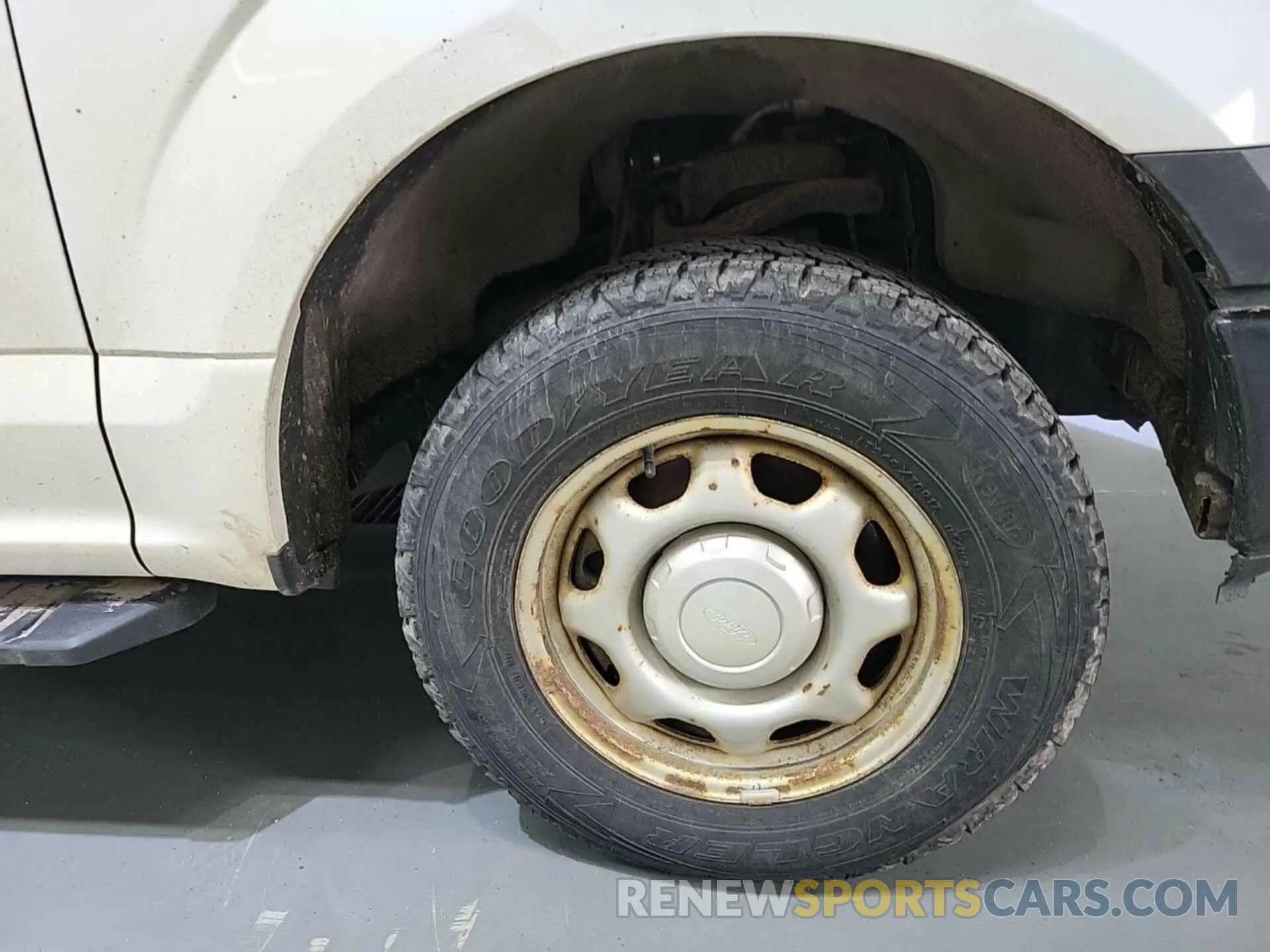 25 Photograph of a damaged car 1FTEX1EPXKKD65354 FORD F150 2019