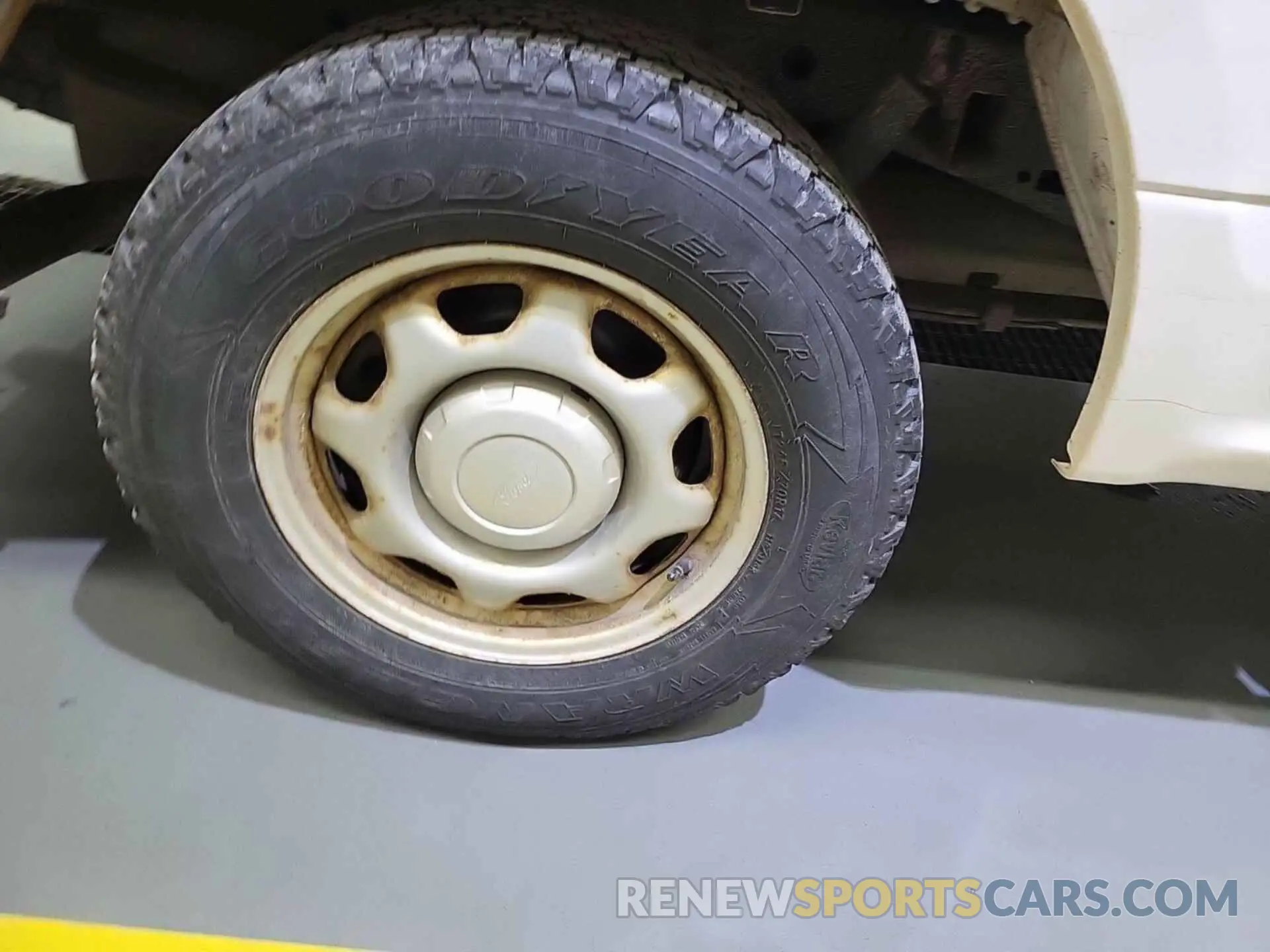 9 Photograph of a damaged car 1FTEX1EPXKKD65354 FORD F150 2019