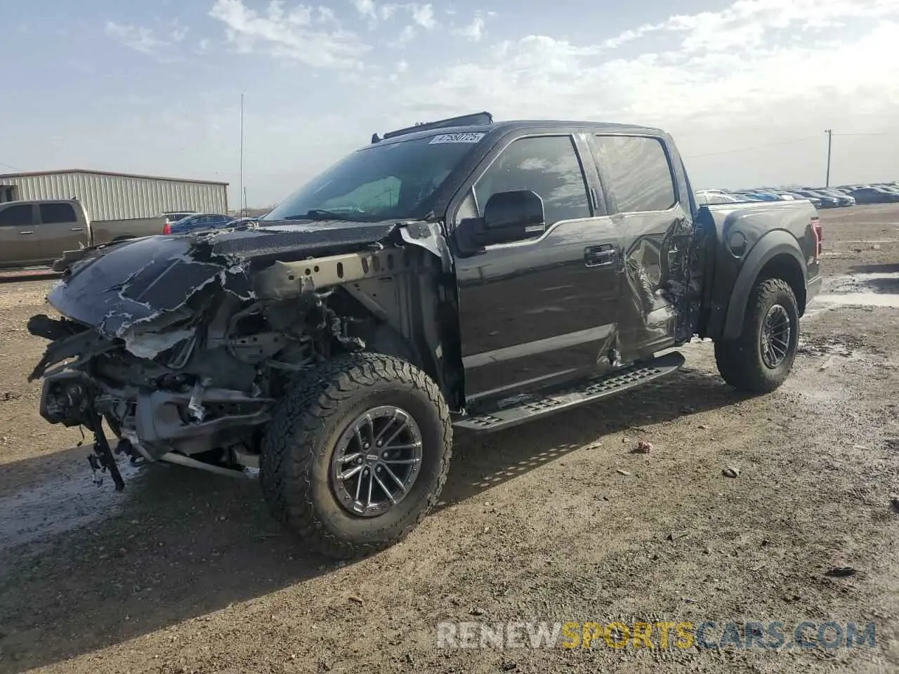 1 Фотография поврежденного автомобиля 1FTFW1RG0KFC08135 FORD F150 2019