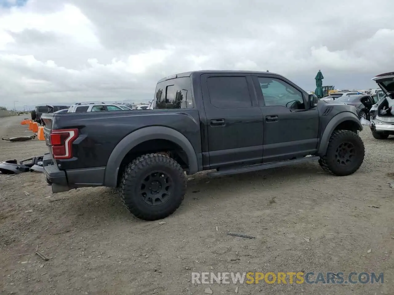 3 Фотография поврежденного автомобиля 1FTFW1RG0KFC87421 FORD F150 2019