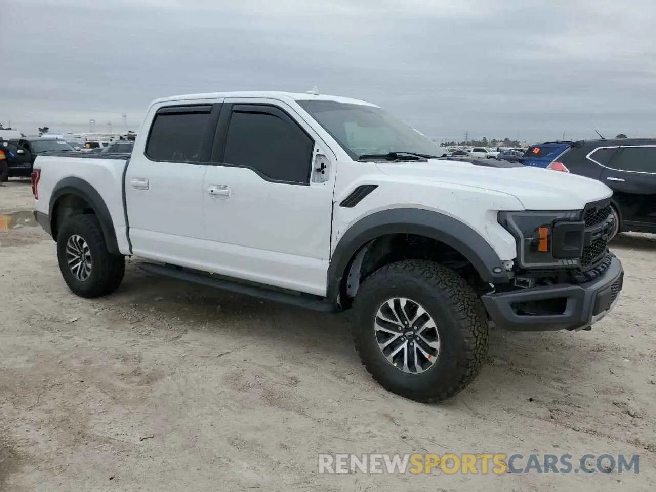 4 Фотография поврежденного автомобиля 1FTFW1RG1KFB81155 FORD F150 2019