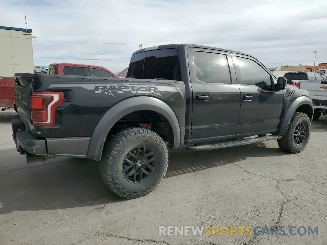 3 Фотография поврежденного автомобиля 1FTFW1RG6KFC32519 FORD F150 2019