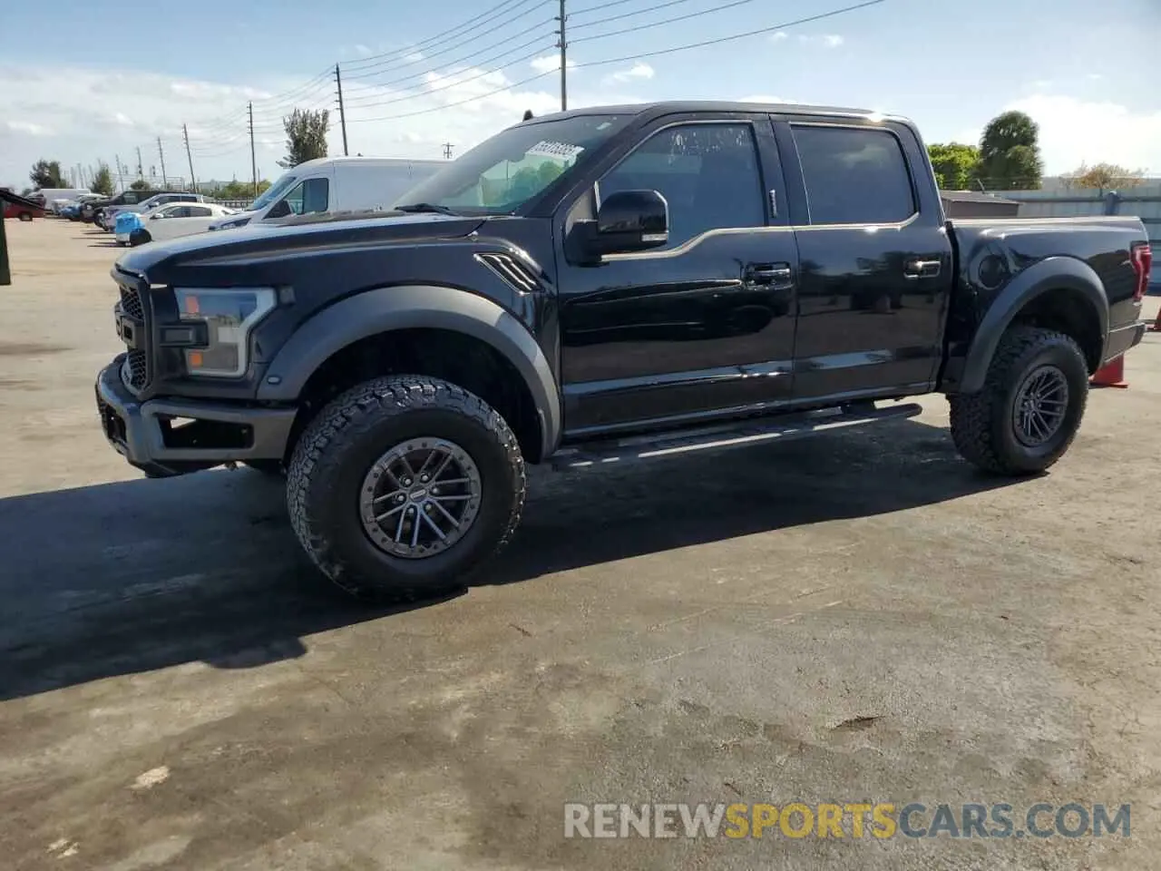 1 Photograph of a damaged car 1FTFW1RG8KFB67902 FORD F150 2019