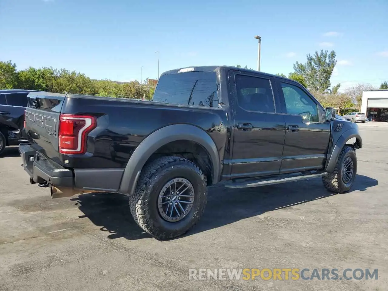 3 Photograph of a damaged car 1FTFW1RG8KFB67902 FORD F150 2019