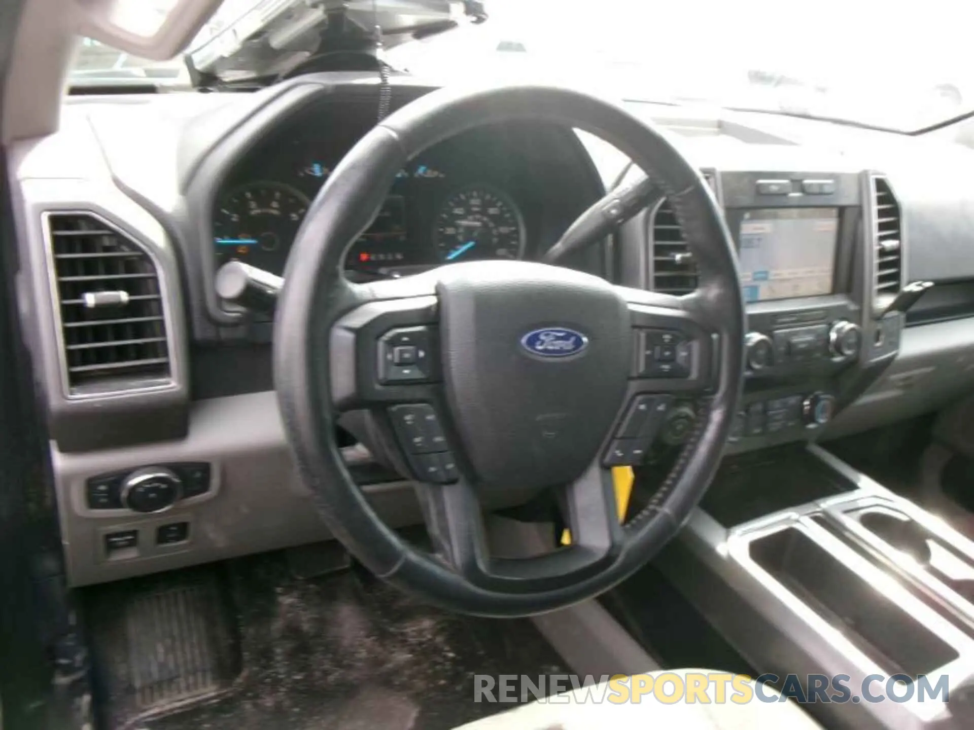 1 Фотография поврежденного автомобиля 1FTFX1E42KKC43470 FORD F150 2019