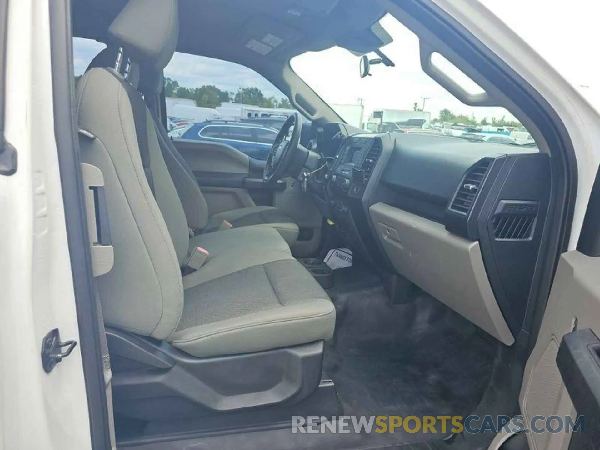 1 Photograph of a damaged car 1FTFX1E51KKE56077 FORD F150 2019