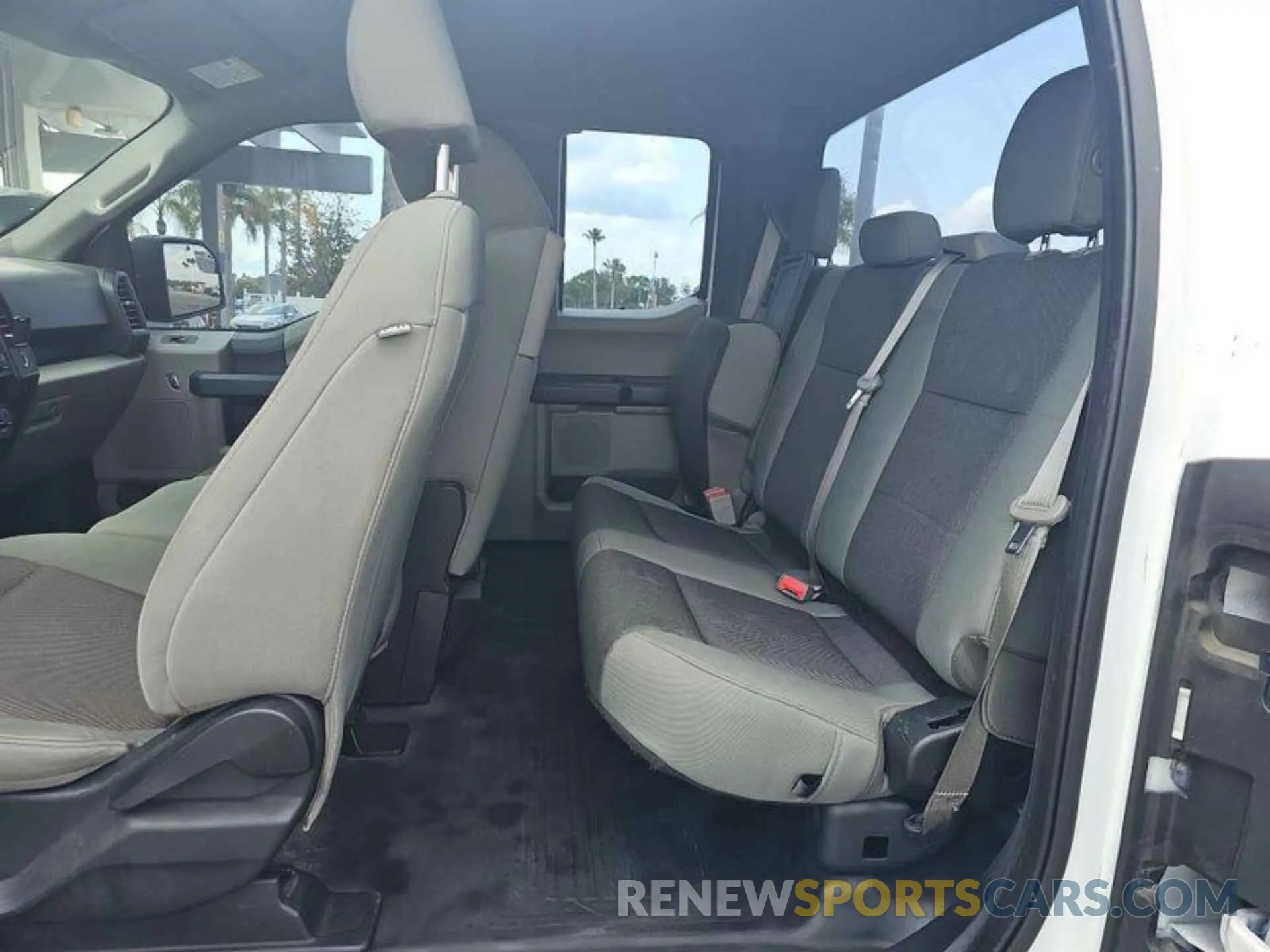 7 Photograph of a damaged car 1FTFX1E51KKE56077 FORD F150 2019