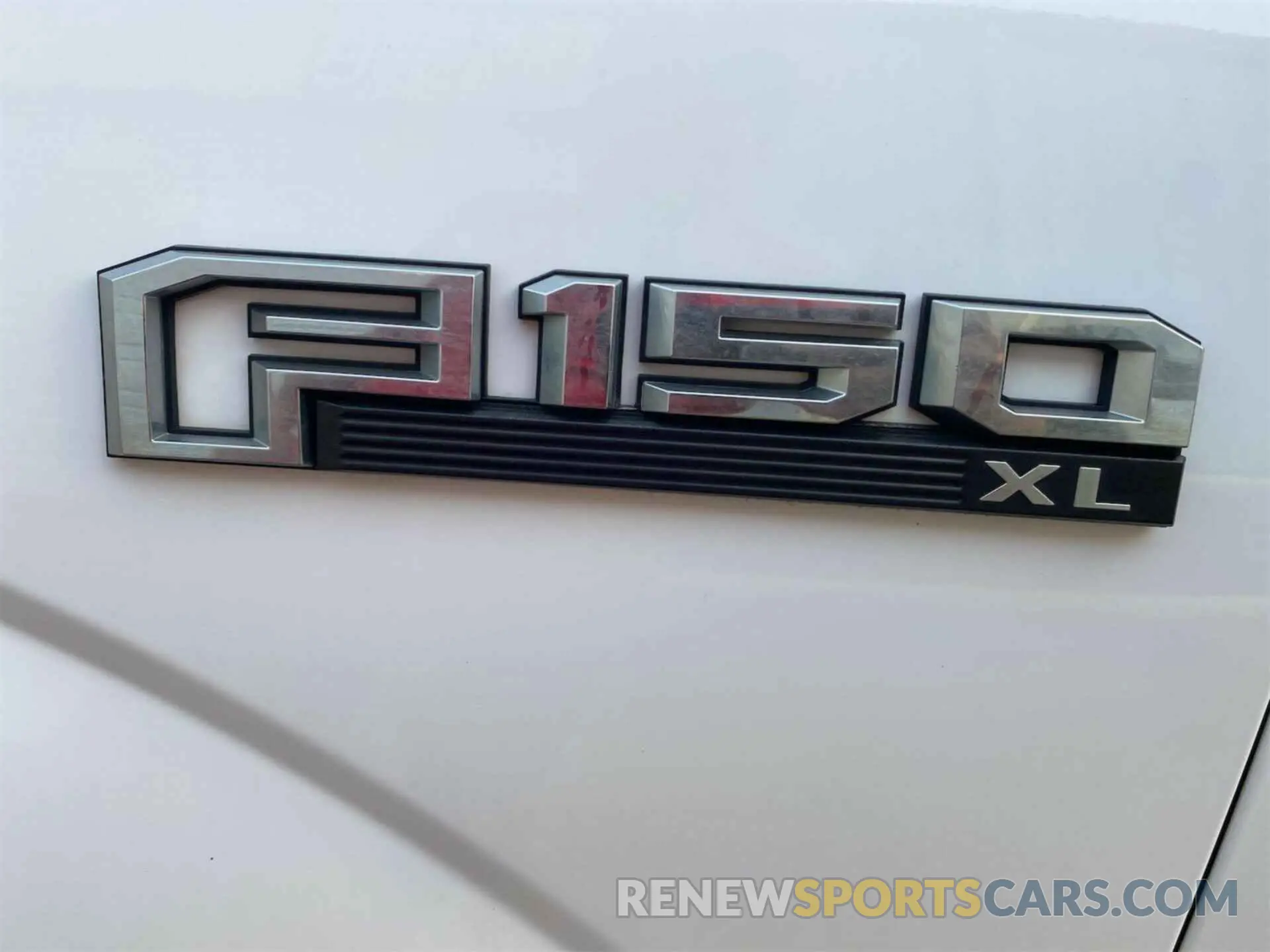 13 Photograph of a damaged car 1FTFX1E56KKE52560 FORD F150 2019