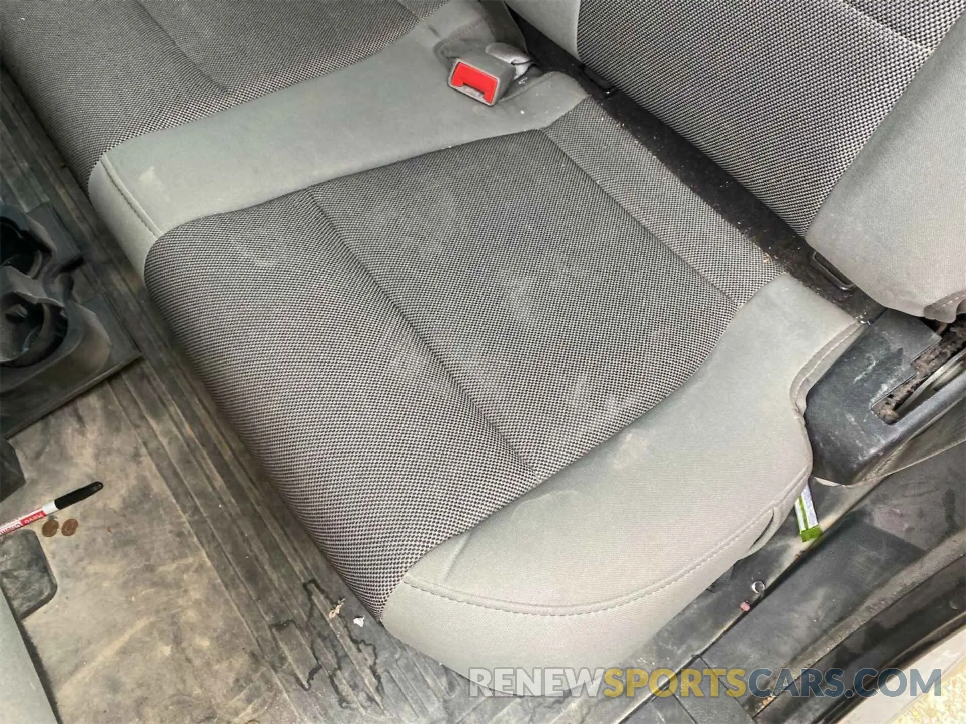 29 Photograph of a damaged car 1FTFX1E56KKE52560 FORD F150 2019