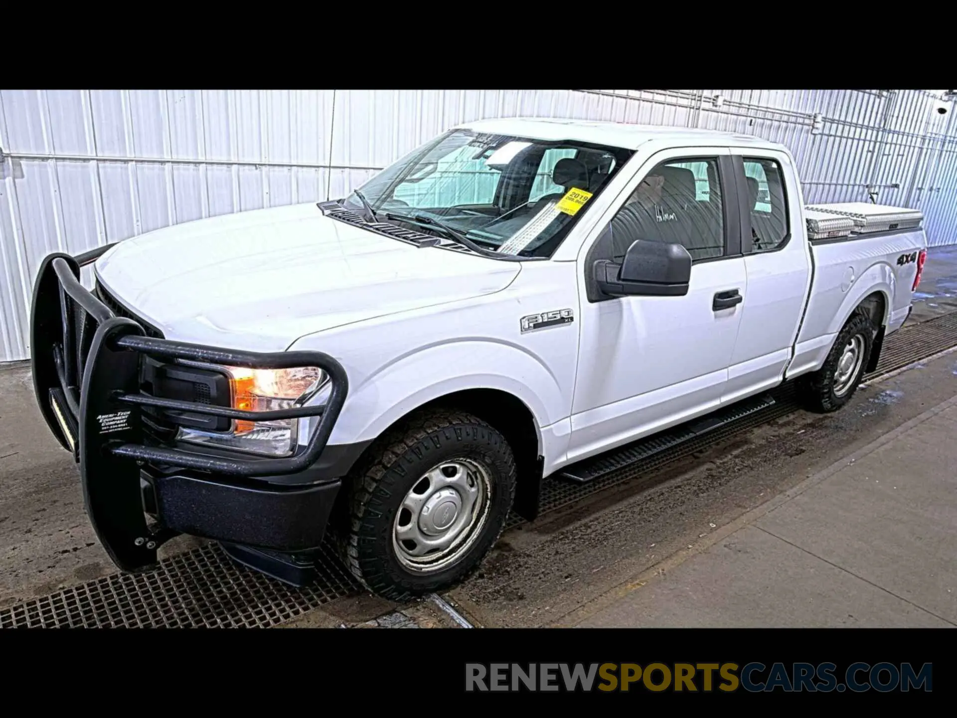 25 Photograph of a damaged car 1FTFX1E5XKKD00653 FORD F150 2019