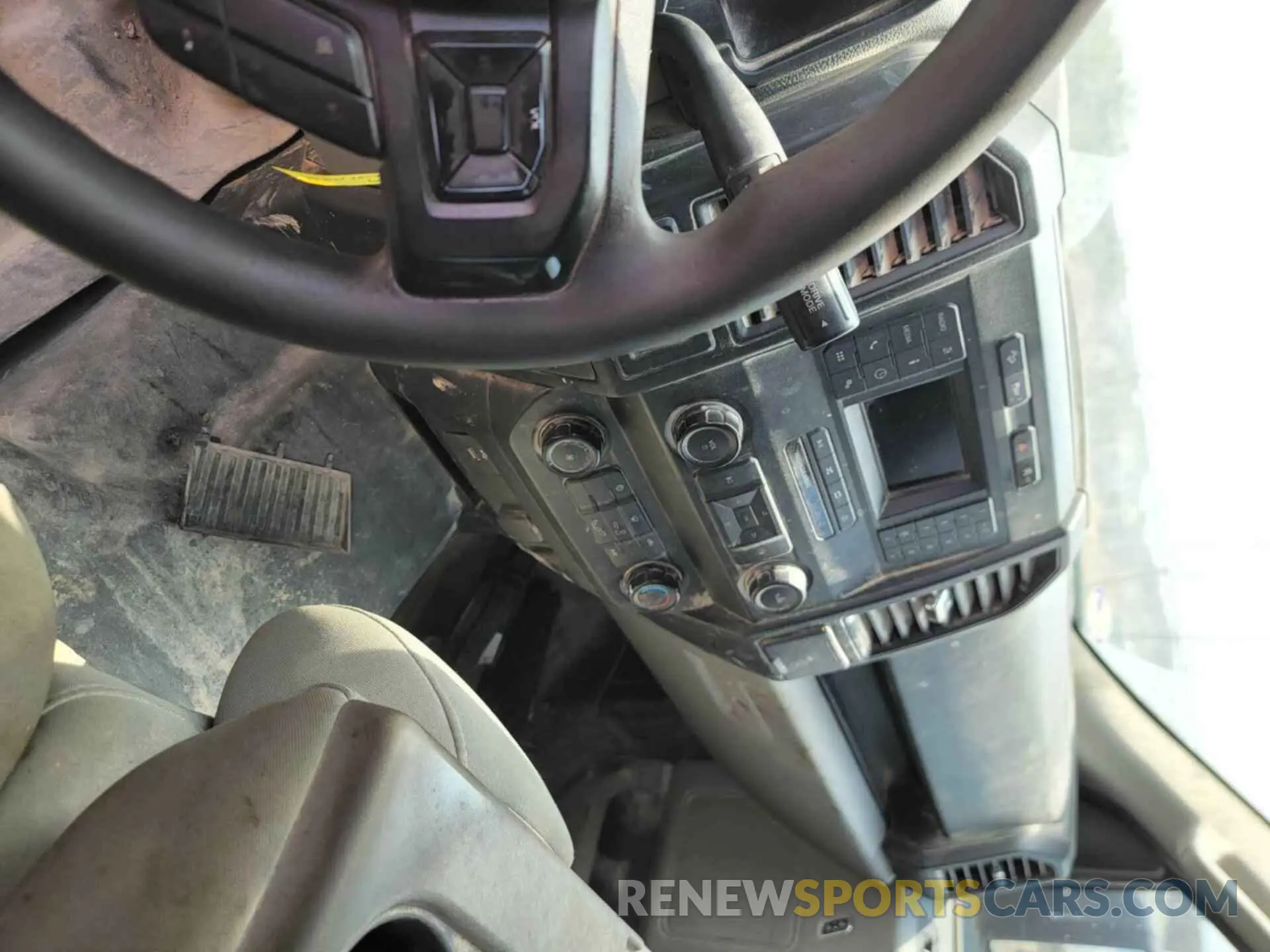 14 Photograph of a damaged car 1FTFX1E5XKKD84568 FORD F150 2019