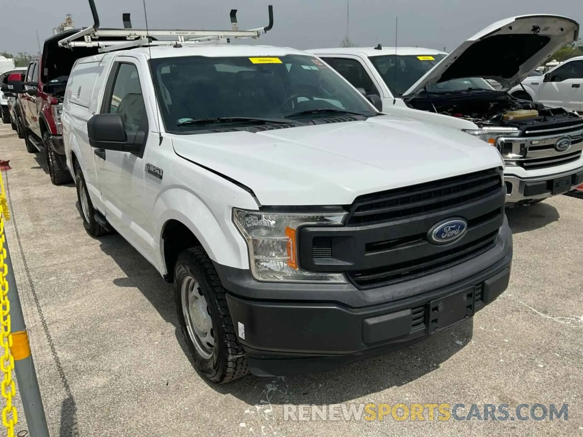 1 Фотография поврежденного автомобиля 1FTMF1CB0KKC92436 FORD F150 2019