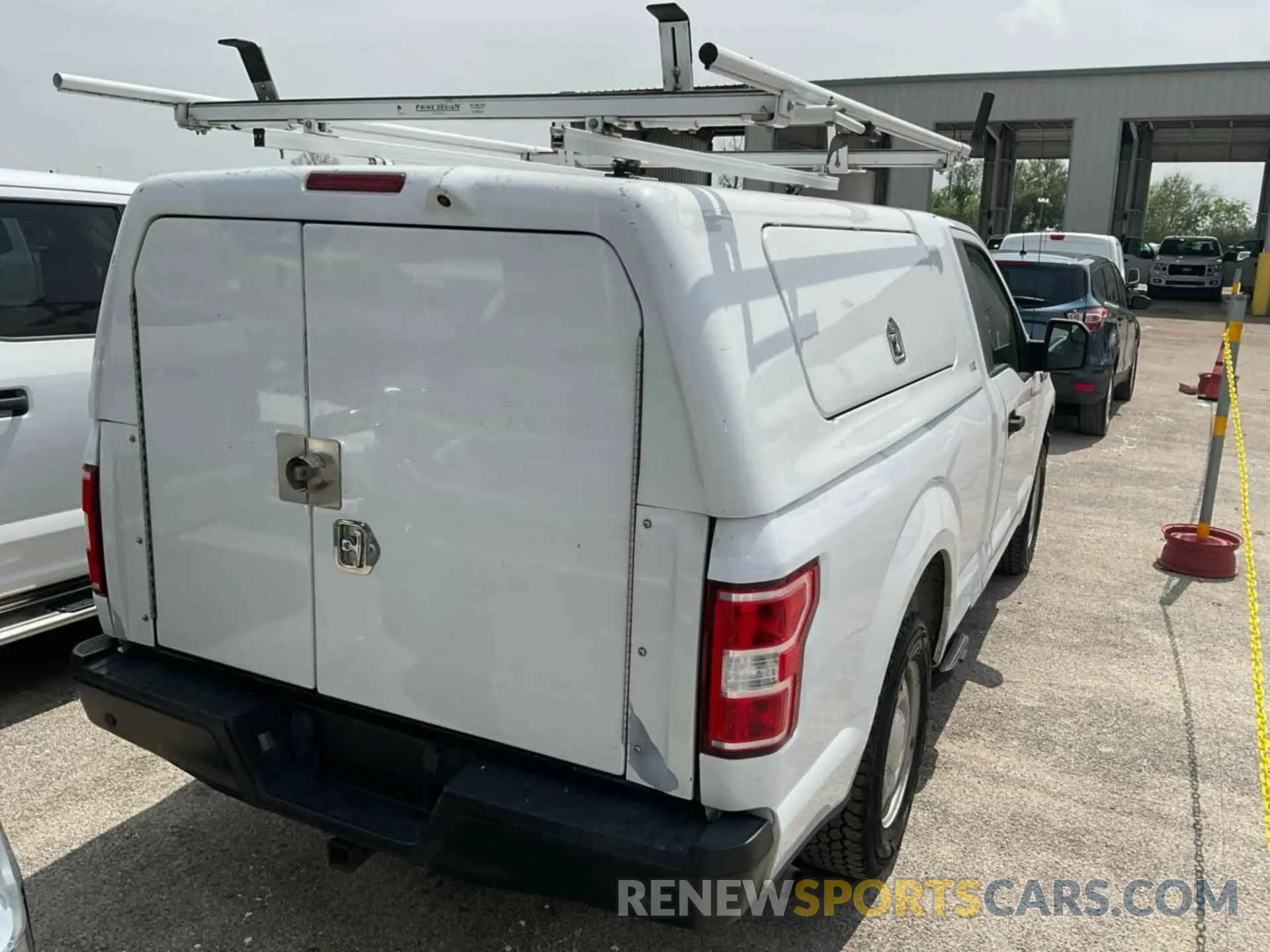 9 Фотография поврежденного автомобиля 1FTMF1CB0KKC92436 FORD F150 2019