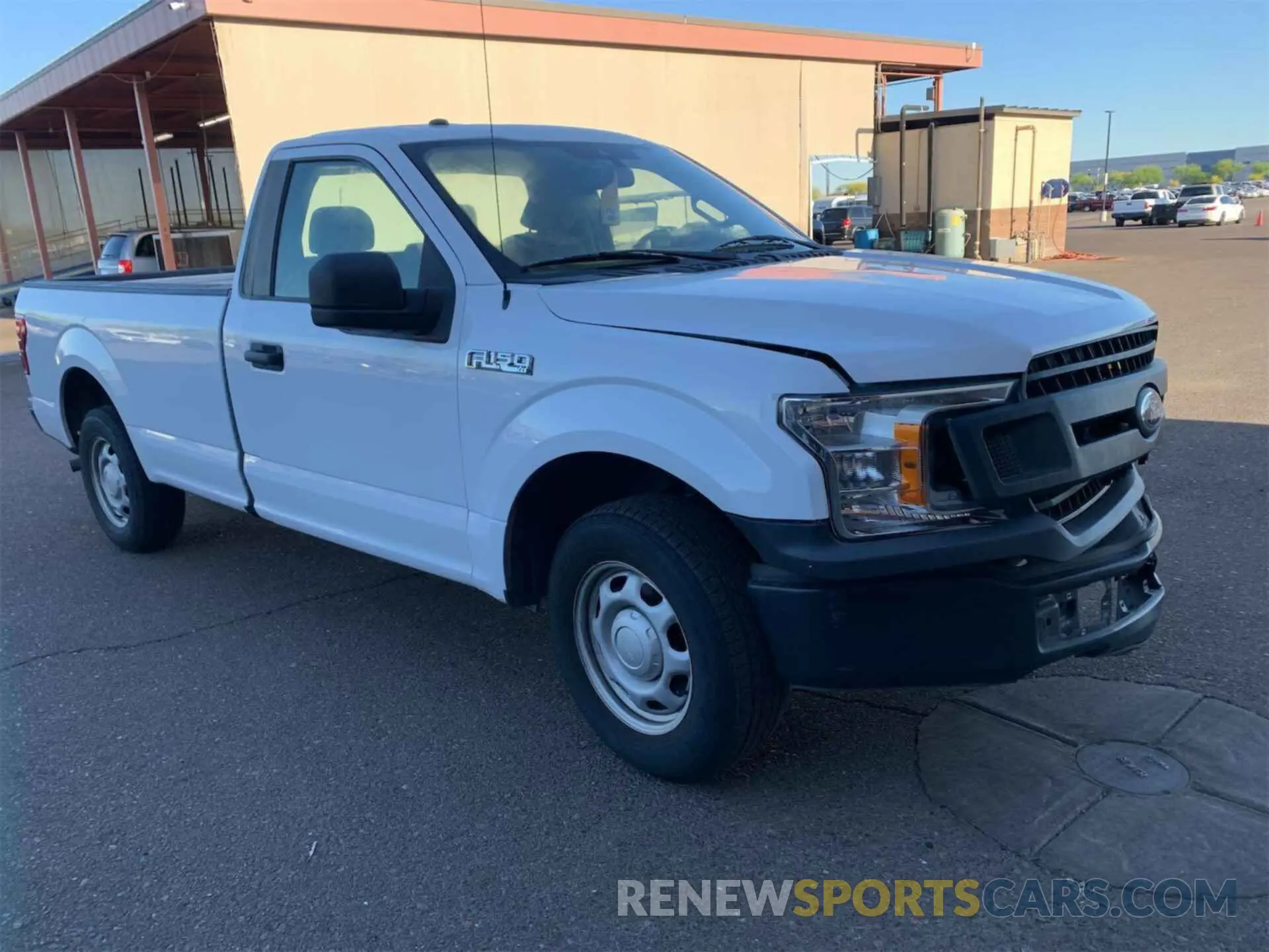 2 Фотография поврежденного автомобиля 1FTMF1CB3KKC98828 FORD F150 2019