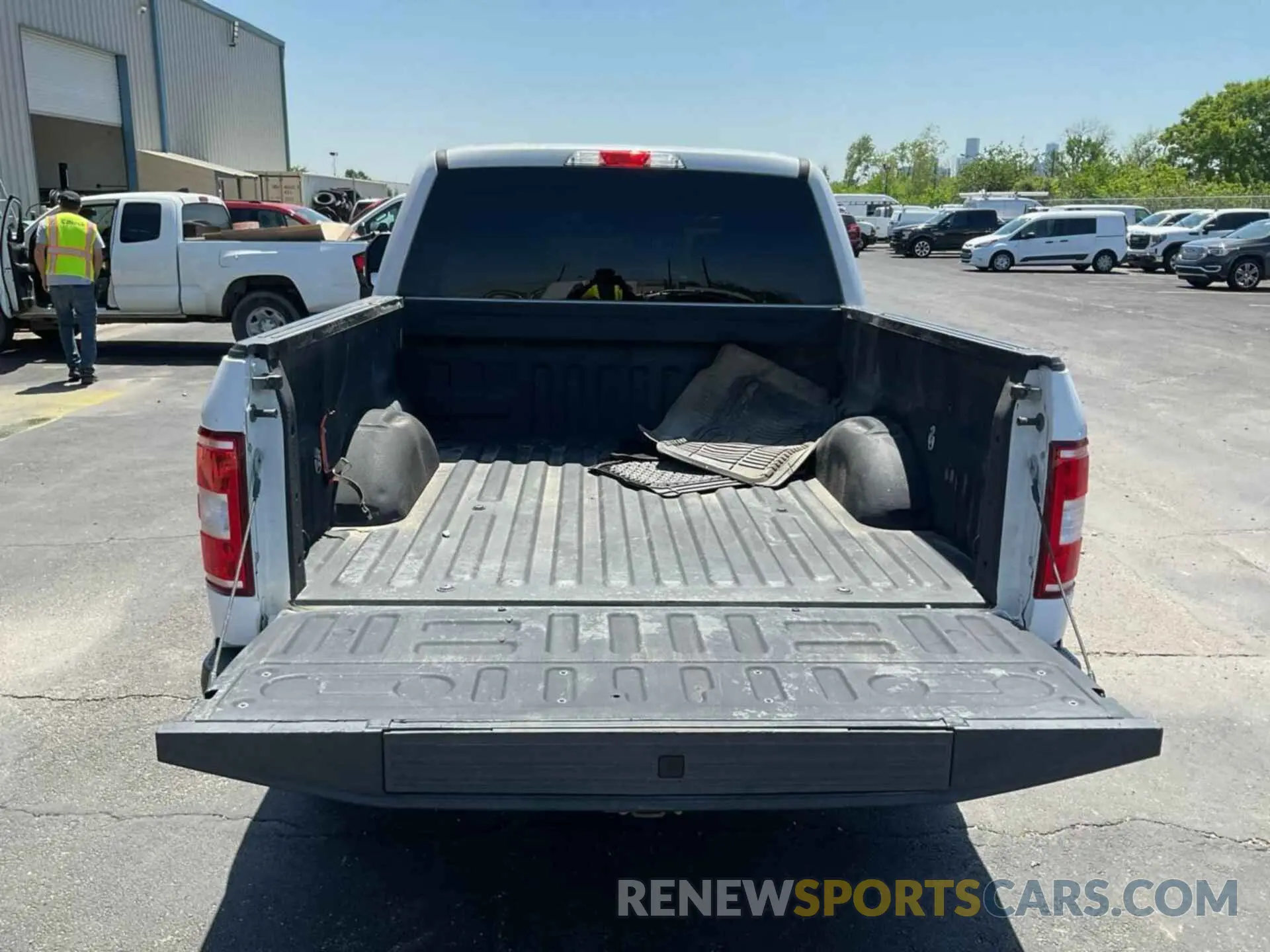 14 Фотография поврежденного автомобиля 1FTEW1E52LFA28138 FORD F150 2020