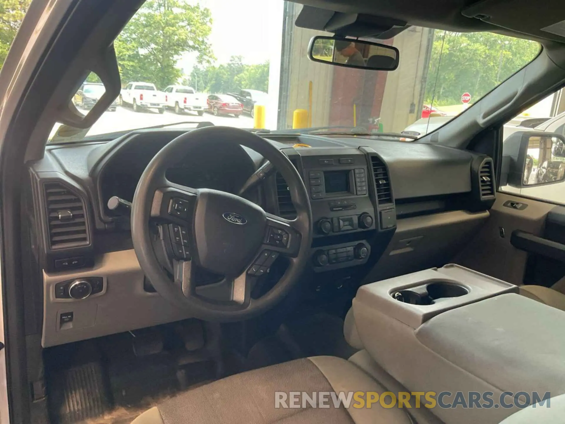 31 Photograph of a damaged car 1FTEX1CP6LKE48963 FORD F150 2020